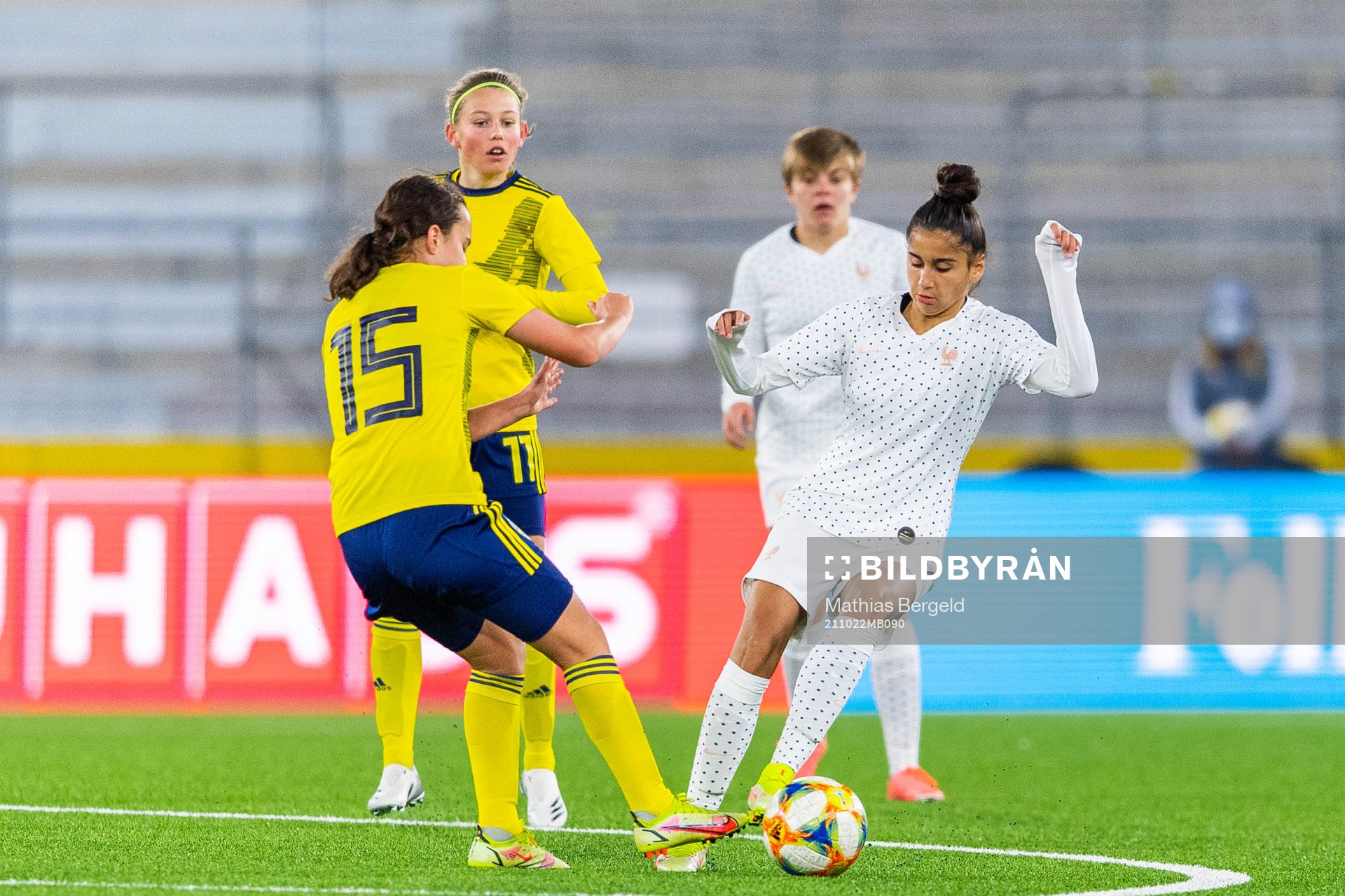 Sveriges Victoria Svanström och Frankrikes Ines Belmiliani