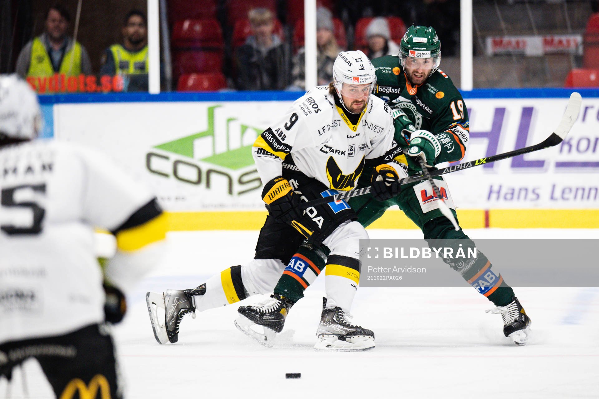 Västerås Mikael Frycklund och Kristianstads Amil Krupic