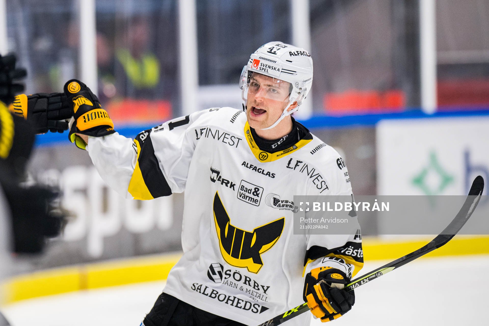 Västerås Logan Roe jublar
