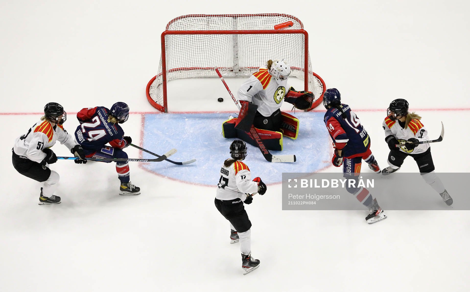 Mål 2-2 av Linköpings Justine Leanne Reyes förbi Brynäs