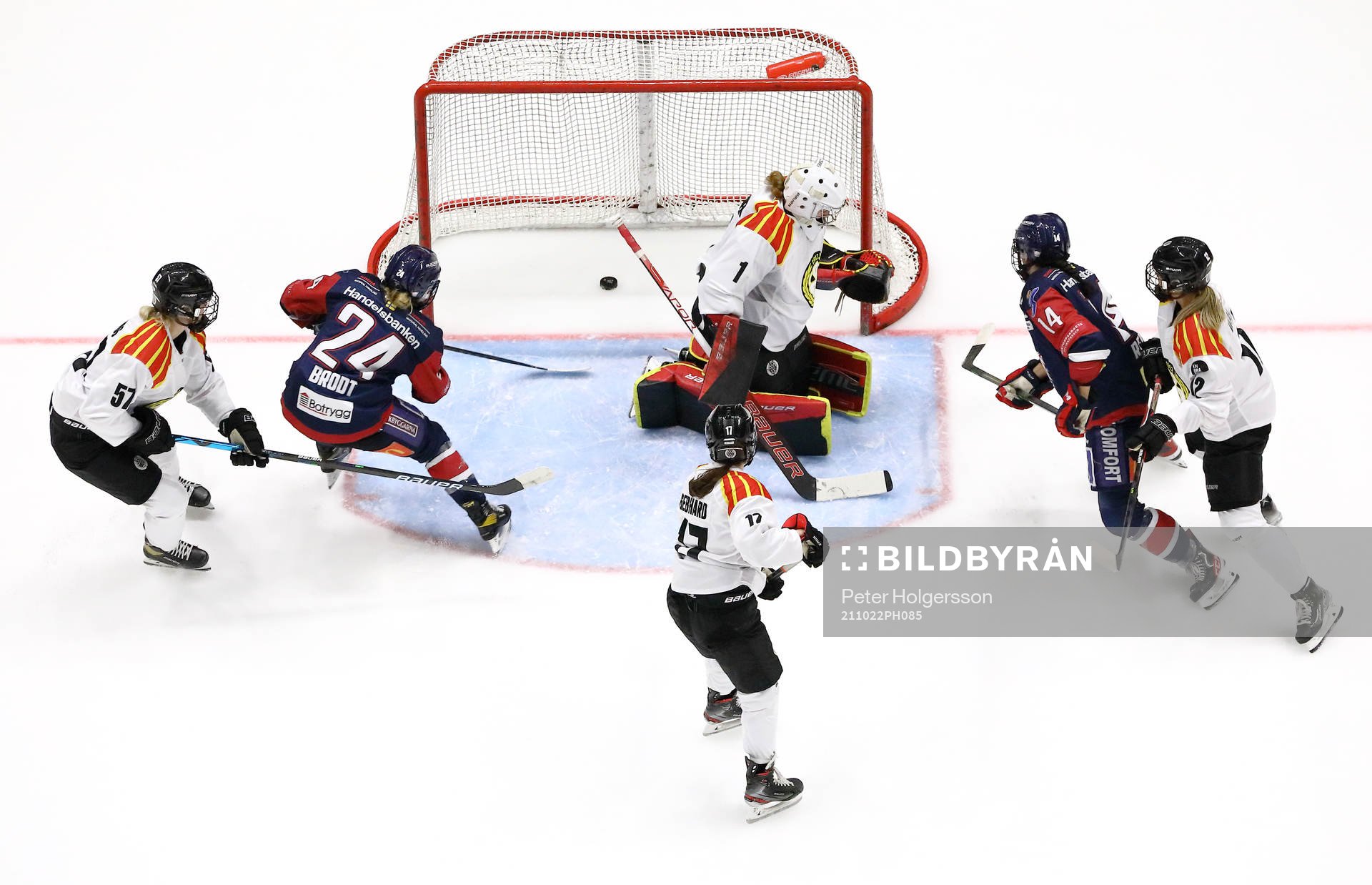 Mål 2-2 av Linköpings Justine Leanne Reyes förbi Brynäs