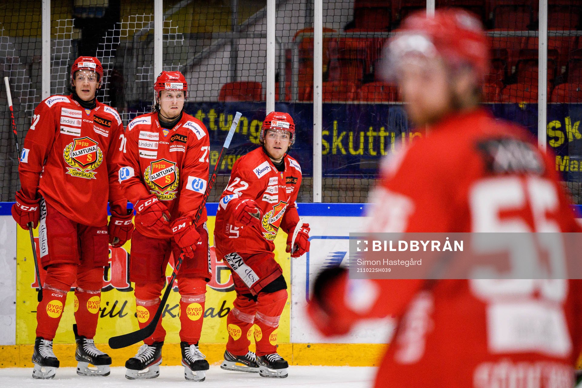 Almtunas Emil Berglund jublar