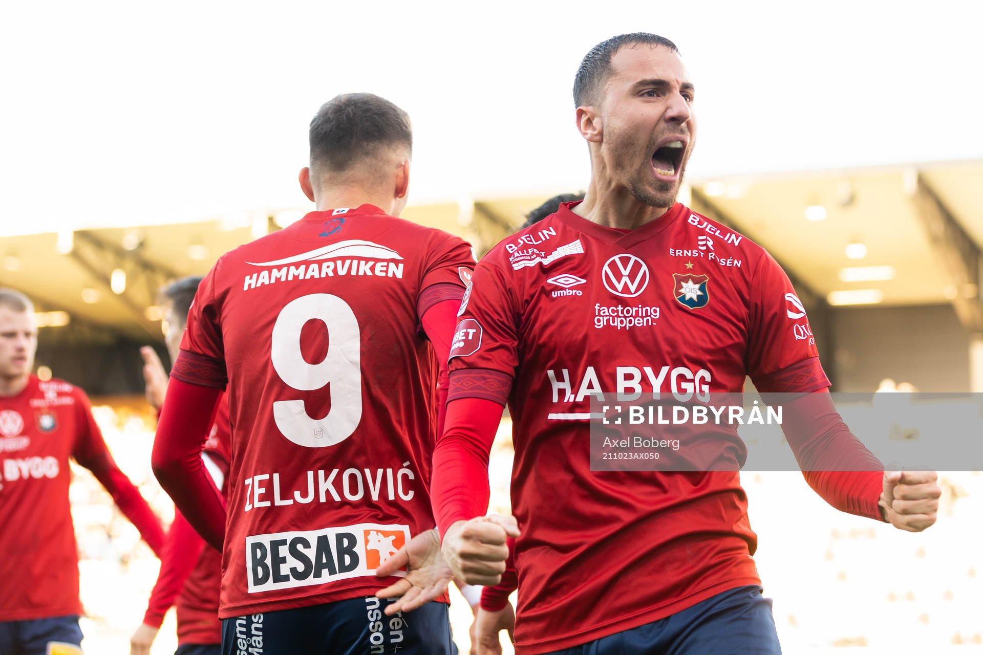 Örgrytes Jonathan Azulay jublar