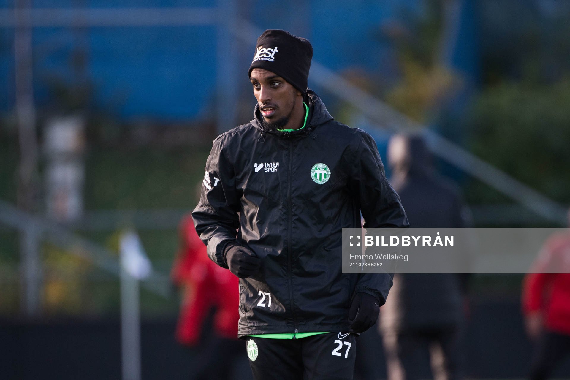 Västerås Taha Abdi Ali innan fotbollsmatchen i Superettan