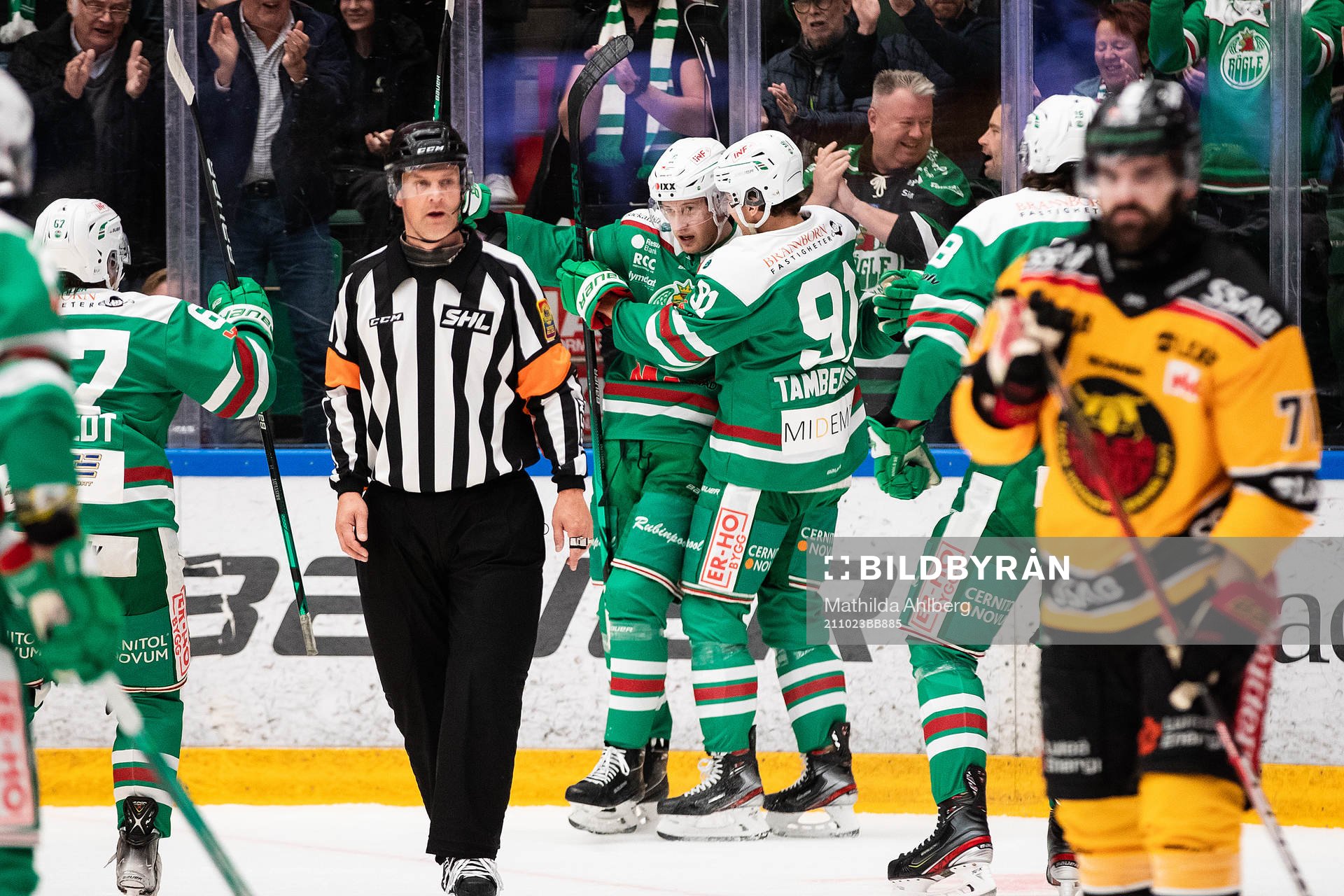 Rögles Tony Sund jublar