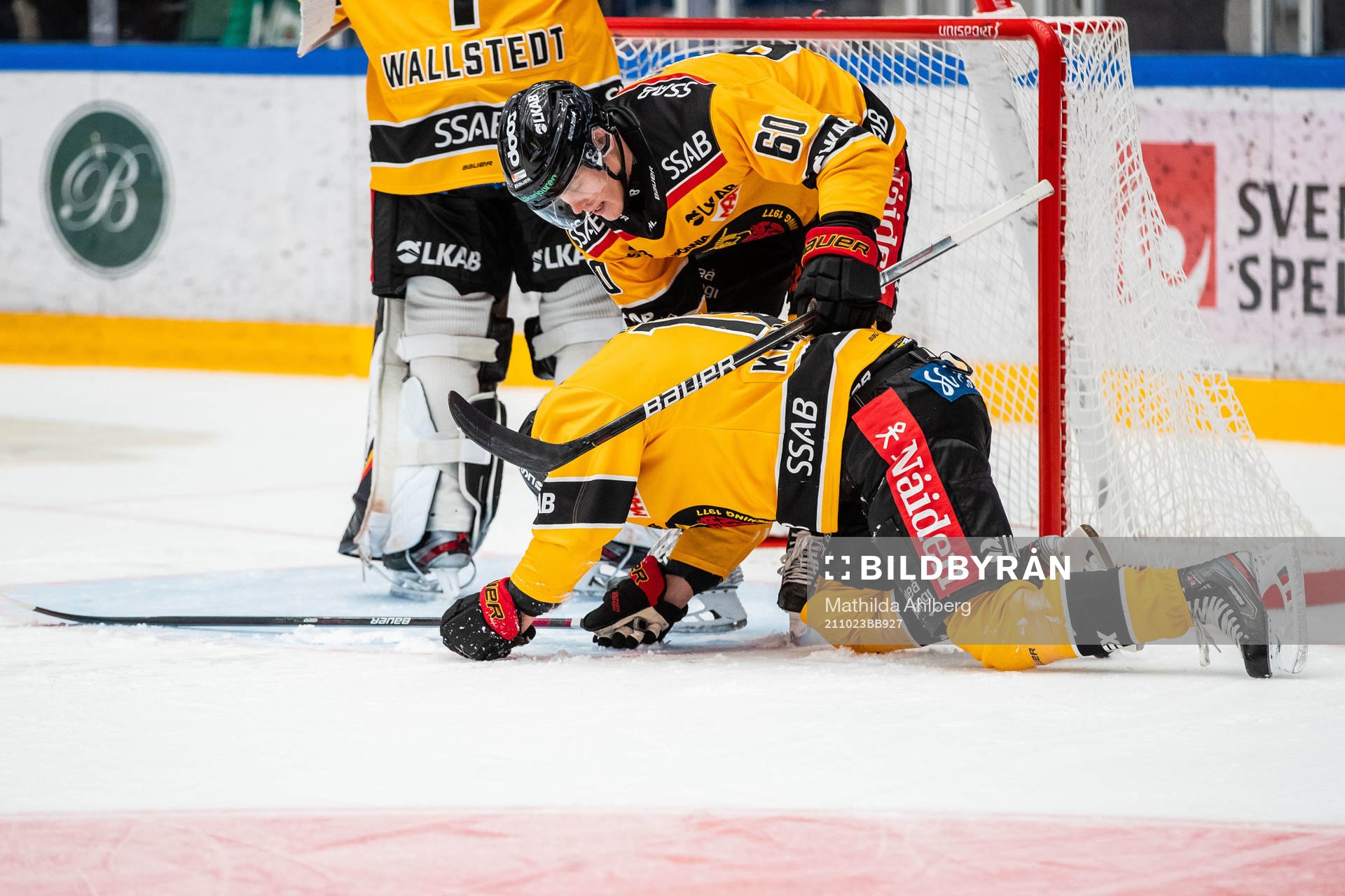 Luleås Konstantin Komarek har ont