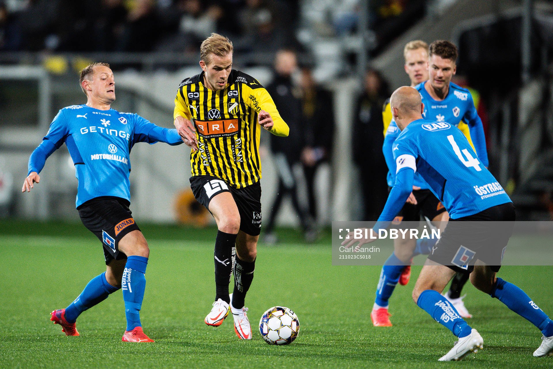 Halmstads Joel Allansson och Häckens Jasse Tuominen