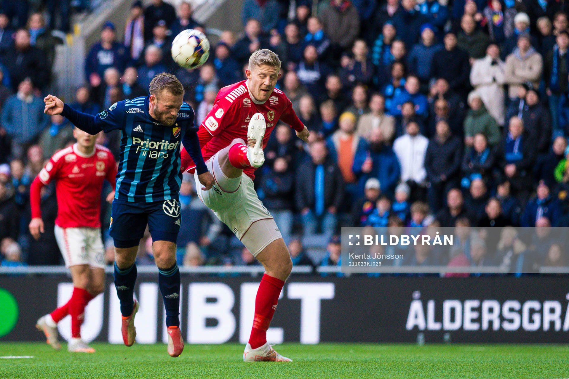 Djurgårdens Nicklas Bärkroth och Kalmars Lars Saetra