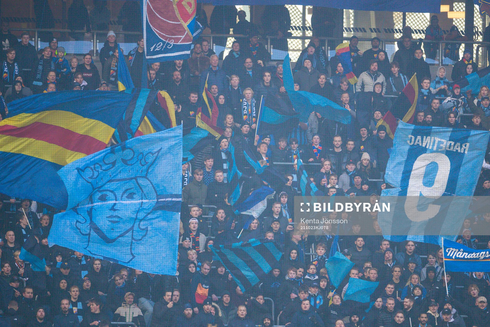 Djurgårdens med flaggor