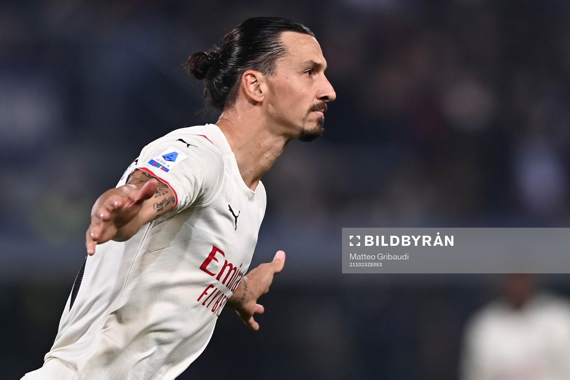Zlatan Ibrahimovic of Milan celebrates scoring