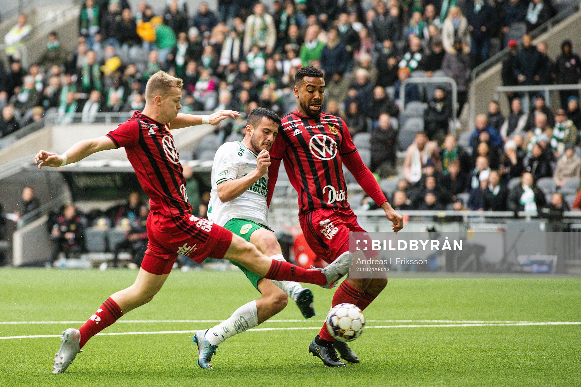 Östersunds Eirik Haugan och Noah Sonko Sundberg mot