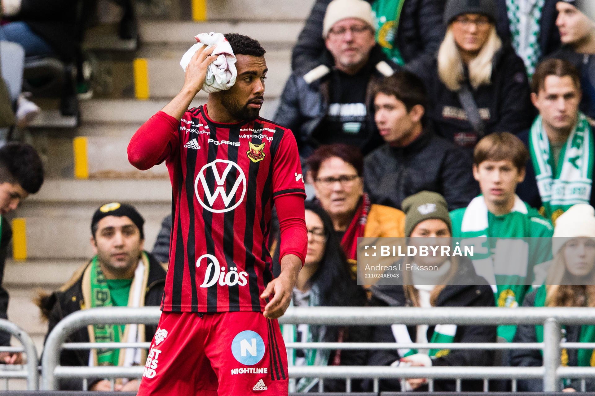 Östersunds Noah Sonko Sundberg med en skada