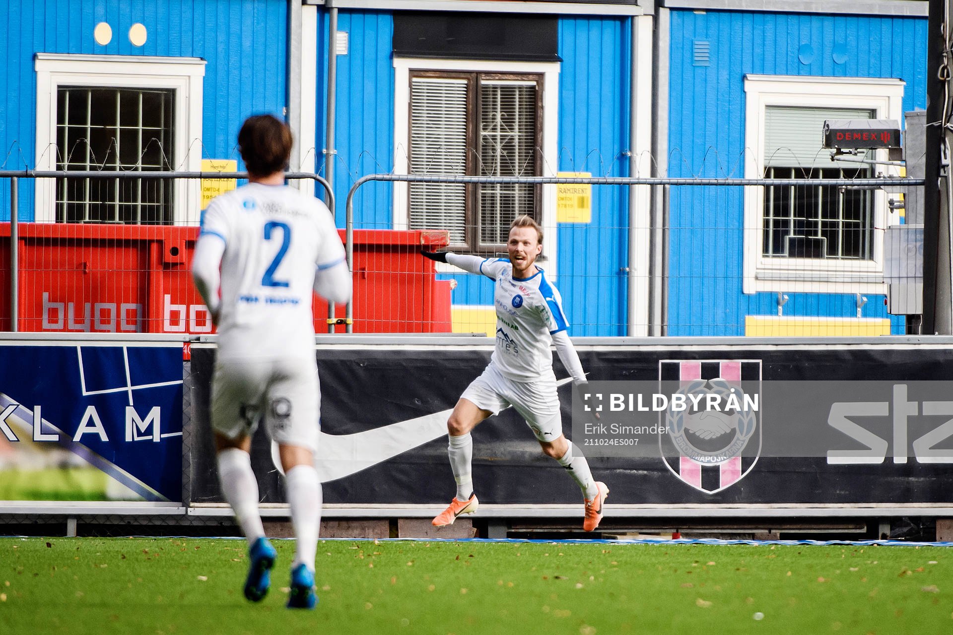 Akropolis Pontus Åsbrink jublar