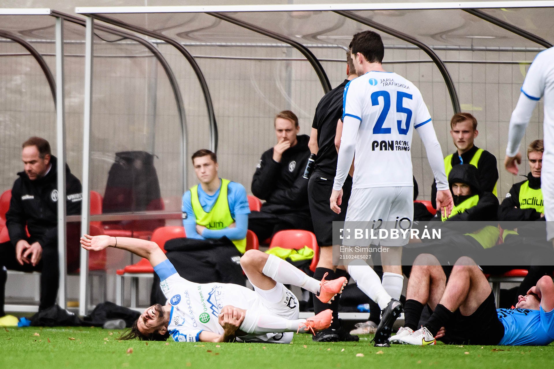 Akropolis Panajotis Dimitriadis ligger ner