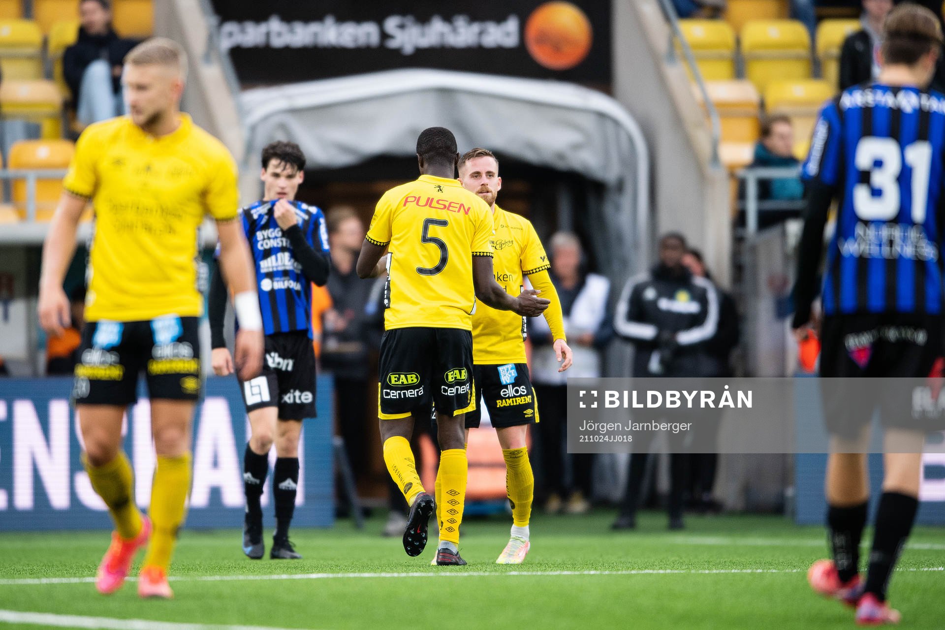 Elfsborgs Maudo Lamine Jarjué lämnar planen