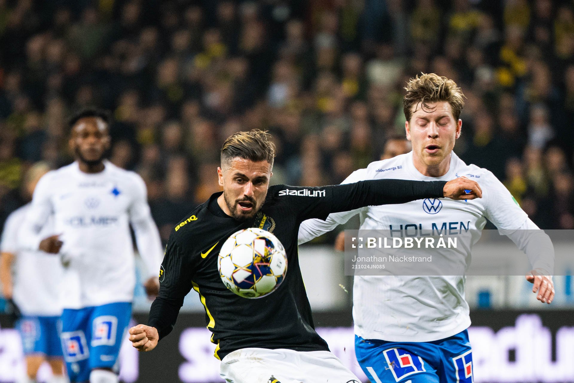 s Zack Elbouzedi och IFK Norrköpings Alexander Fransson