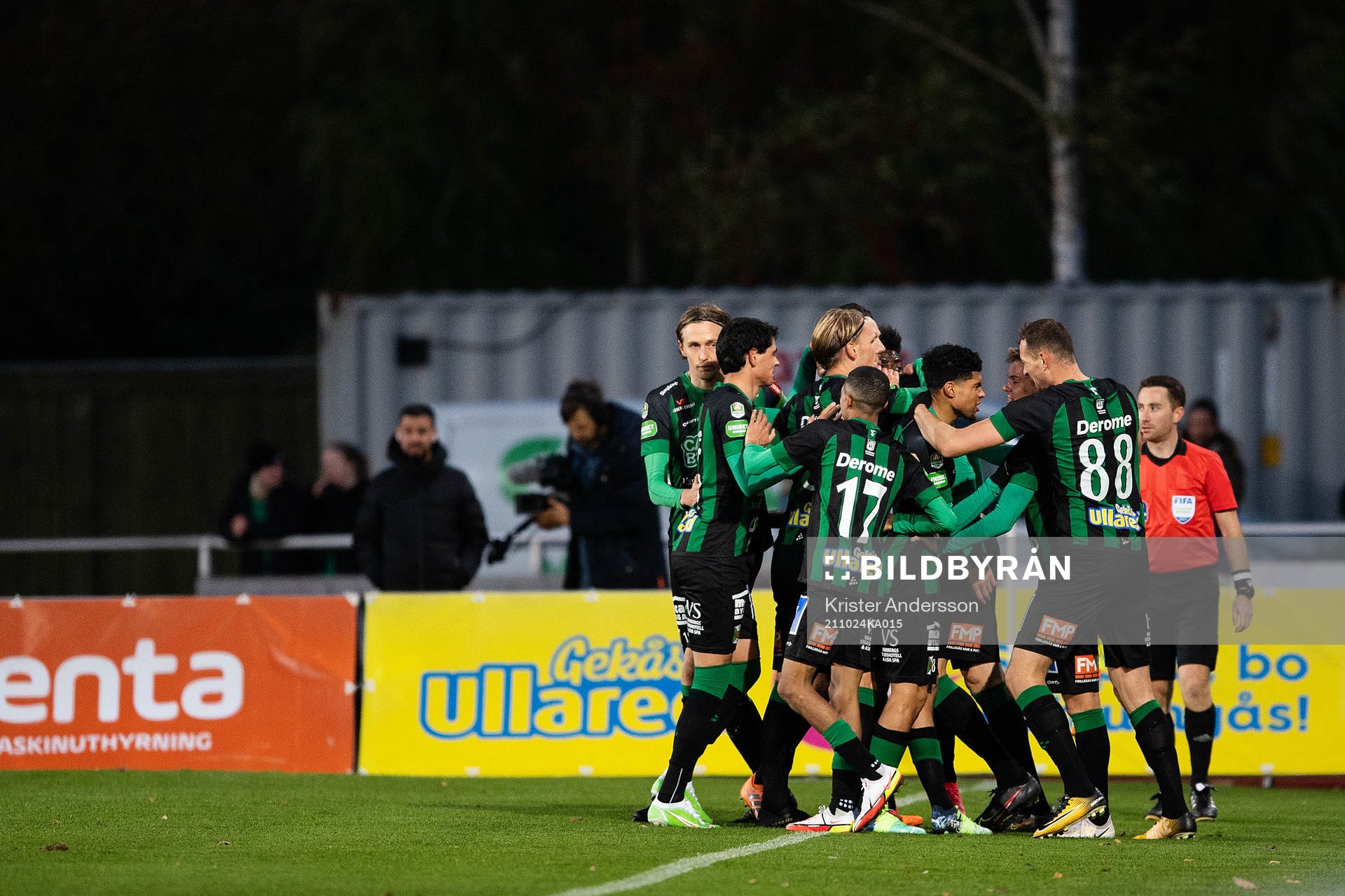 Varbergs spelare jublar