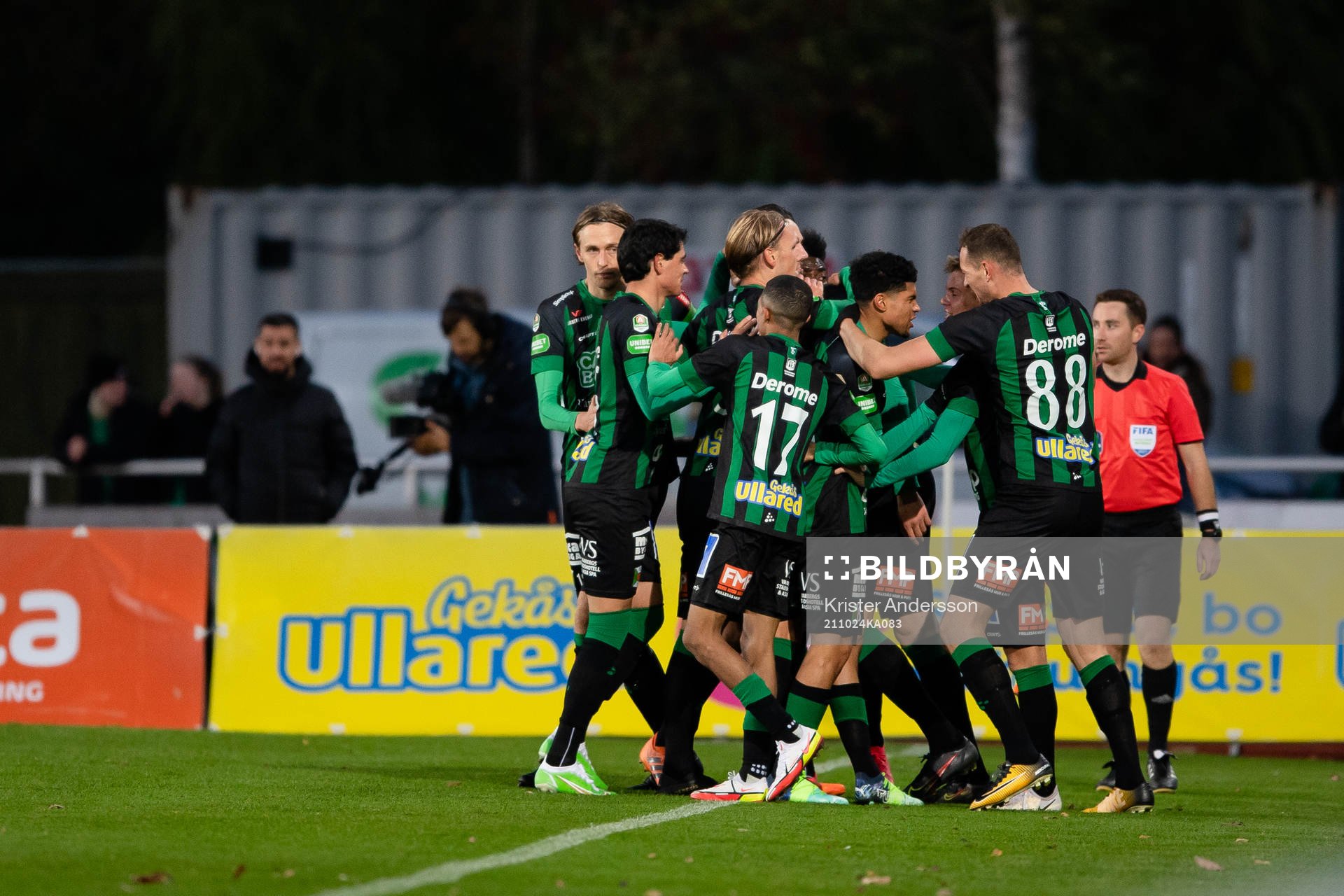Varbergs spelare jublar