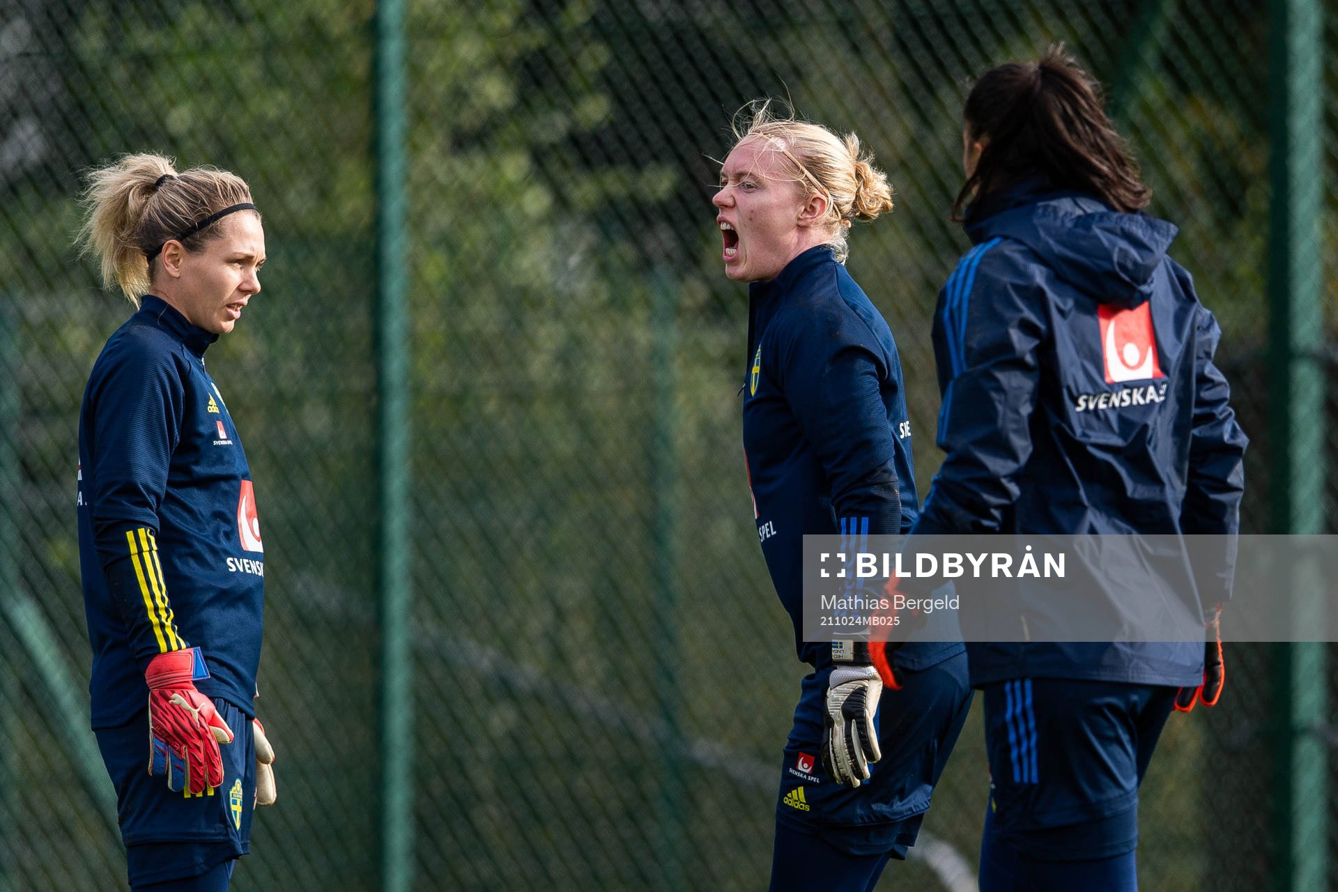 Goalkeepers Jennifer Falk, Hedvig Lindahl and Zecira