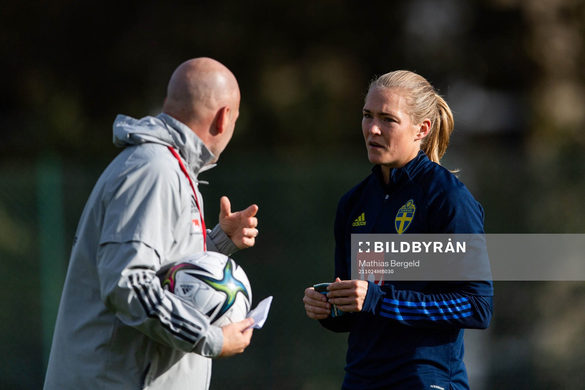 Magnus Wikman, assistant coach, and Magdalena Eriksson of