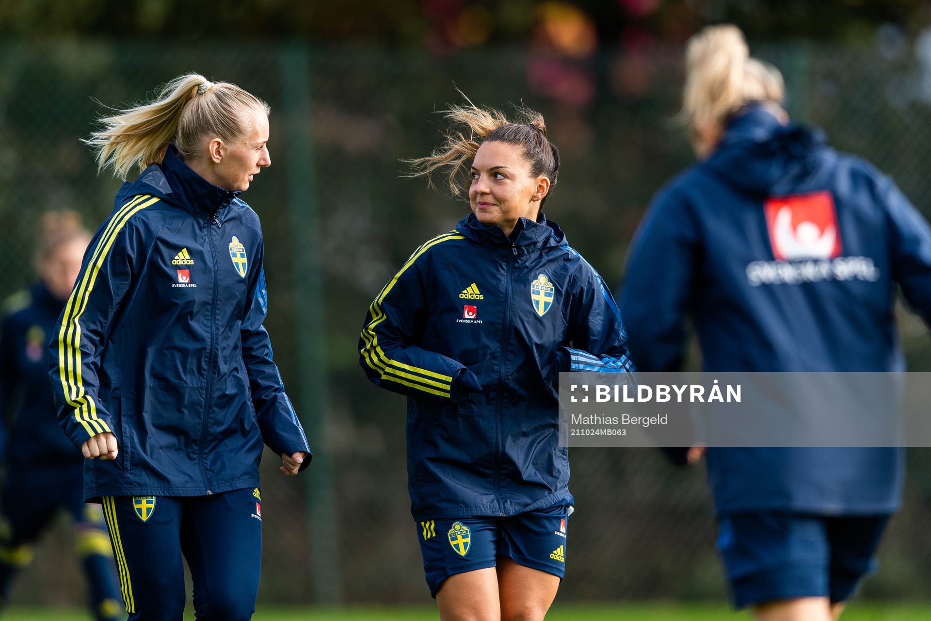 Madelen Janogy and Johanna Rytting Kaneryd of the Swedish