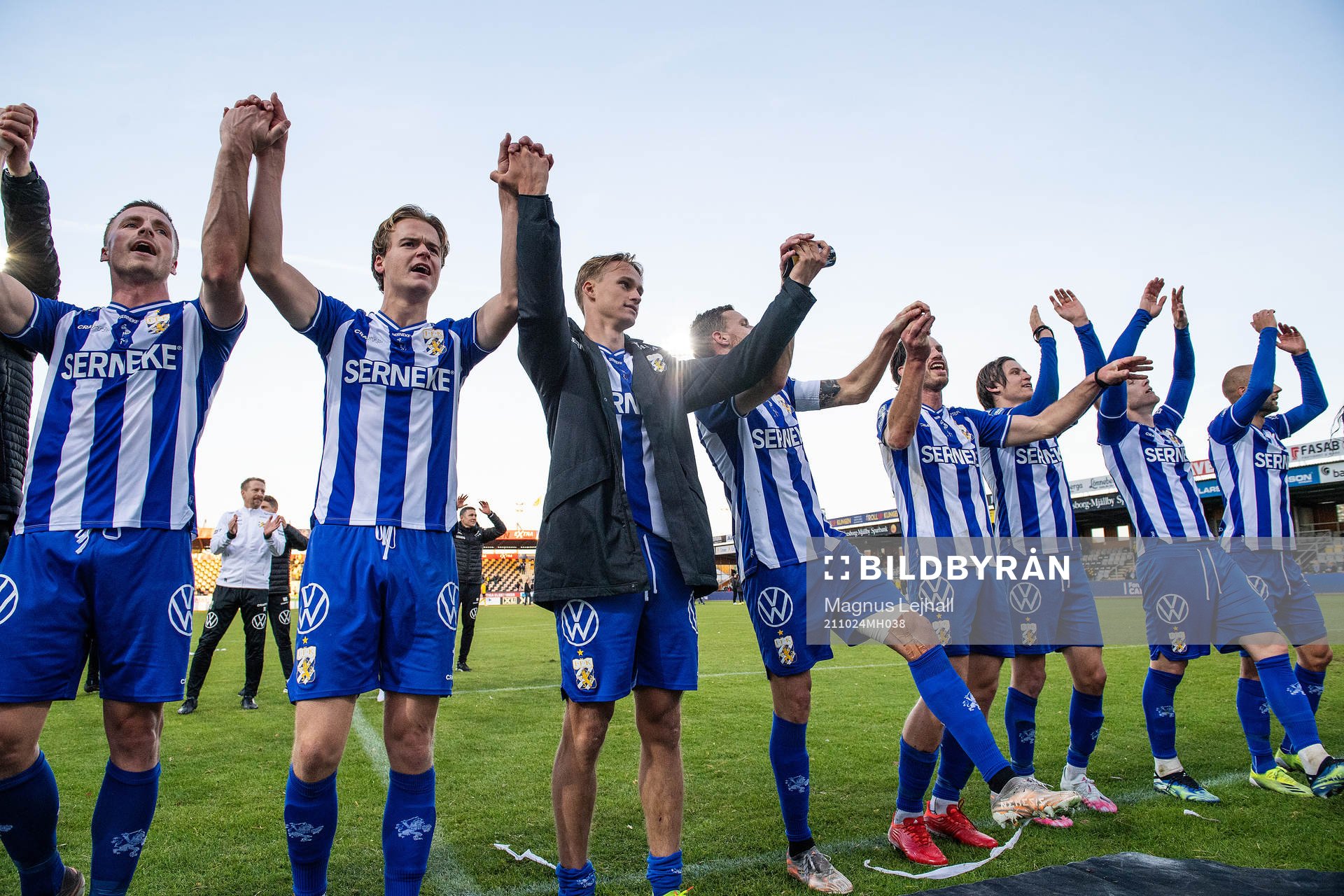 IFK Göteborgs spelare jublar