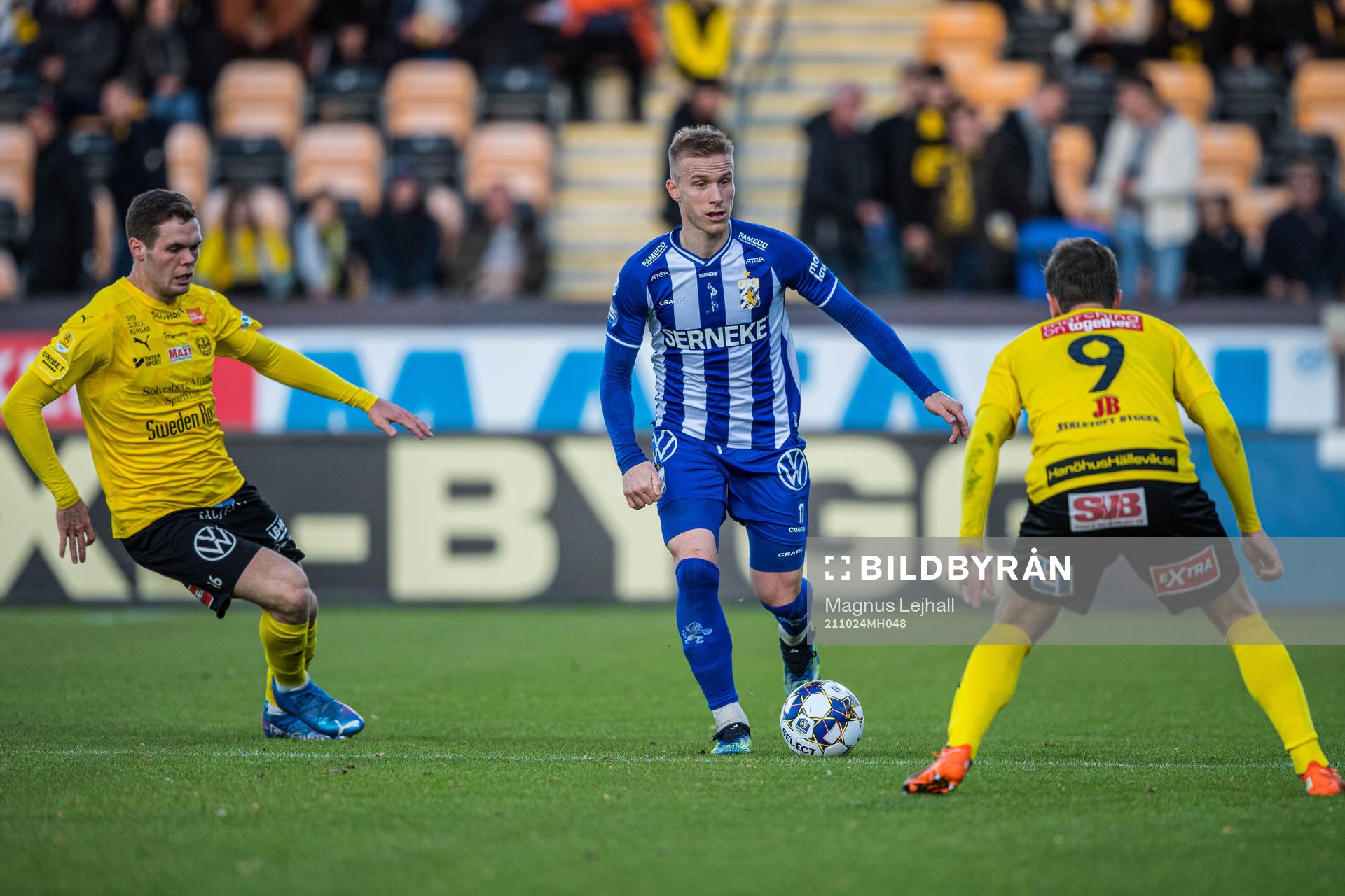 IFK Göteborgs Oscar Wendt och Mjällbys Jacob Bergström