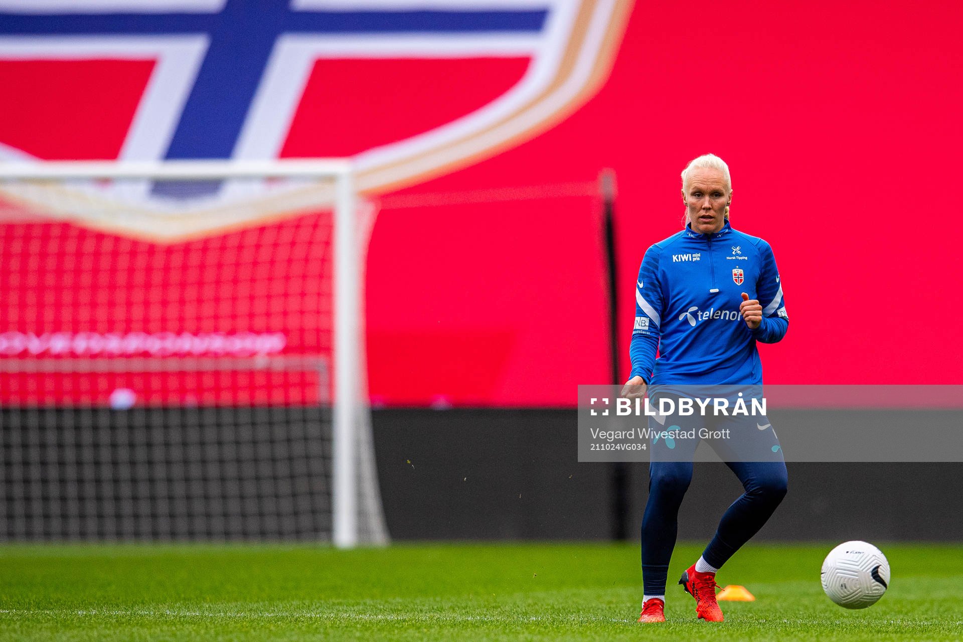 Maria Thorisdottir of the Norwegian women's national