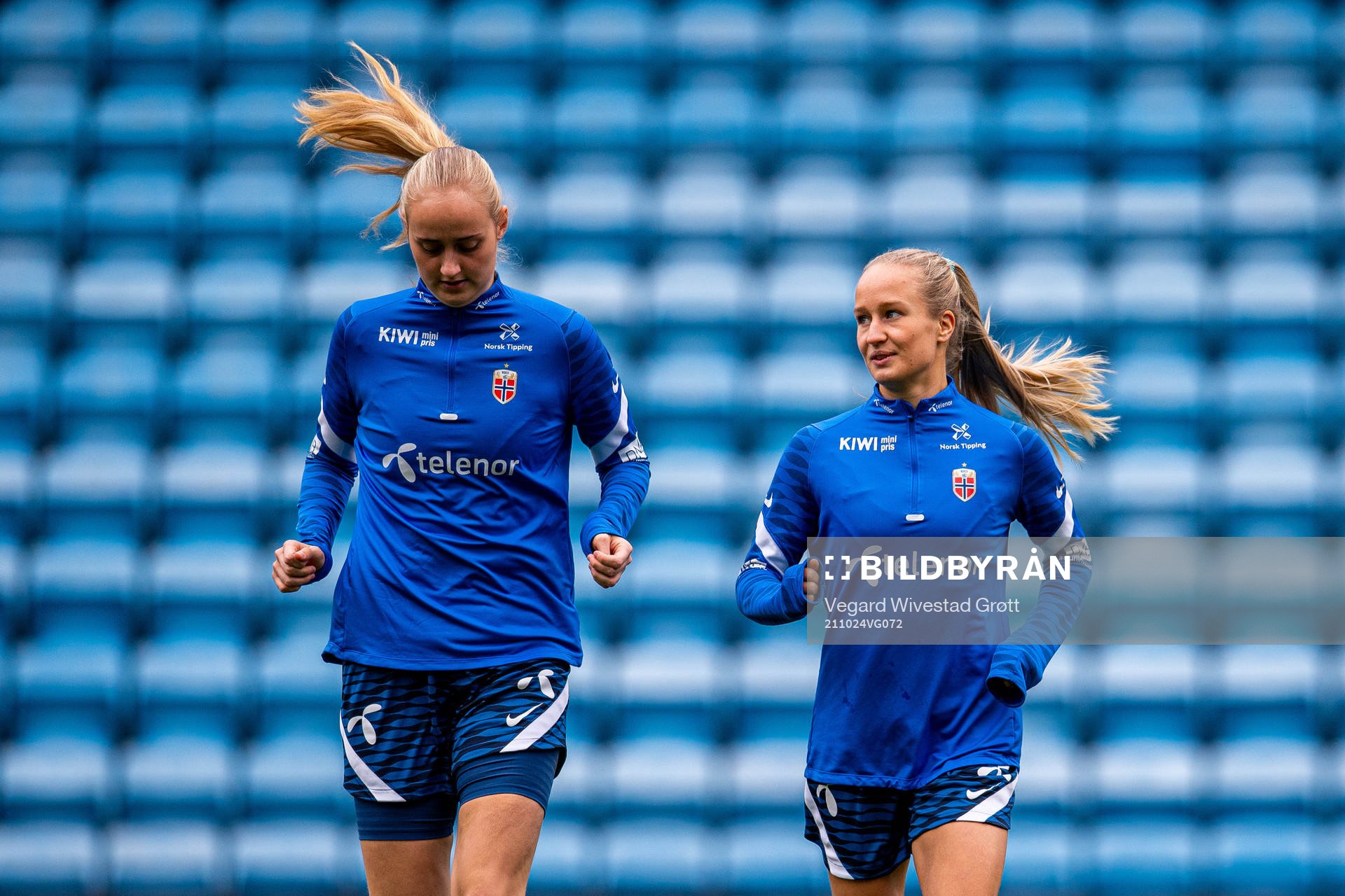 Emilie Bragstad and Maria Olsvik of the Norwegian women's