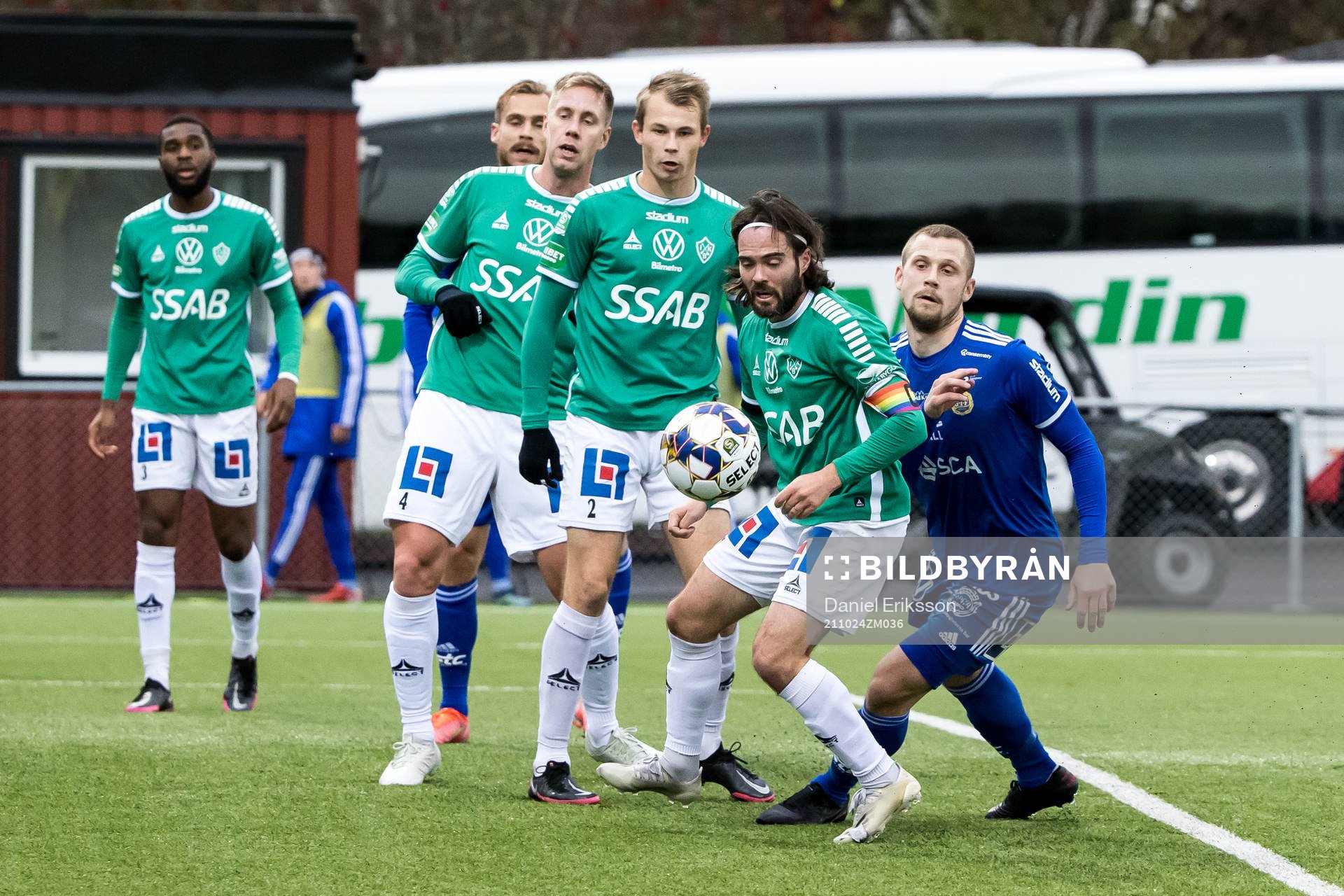 Brages Mattias Liljestrand och Moses Makasi och Robbin