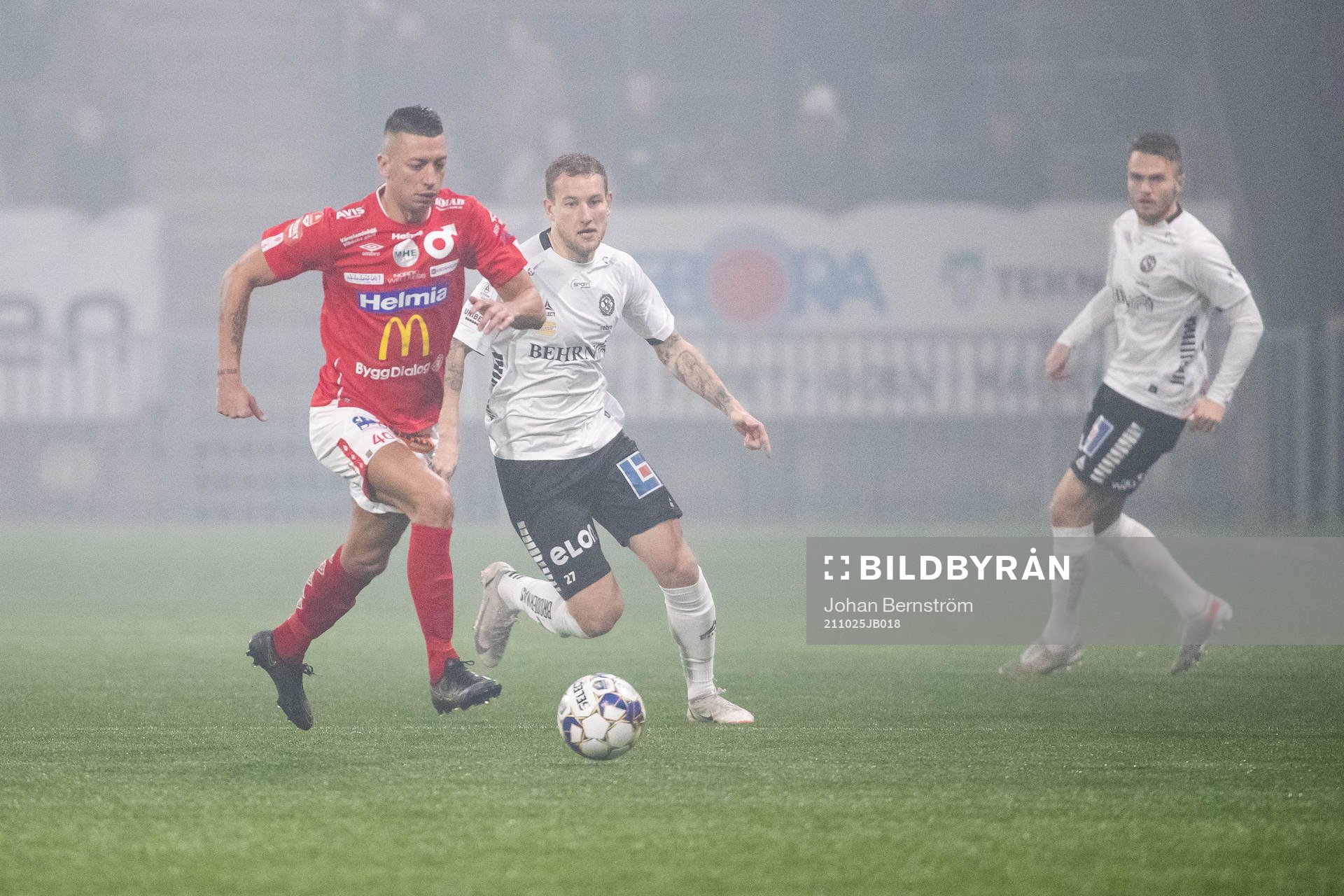 Degerfors Nikola Djurdjic och Örebros Andreas Skovgaard