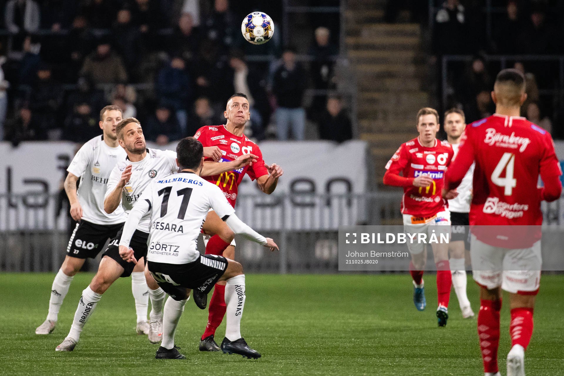 Örebros Johan Mårtensson och Degerfors Nikola Djurdjic