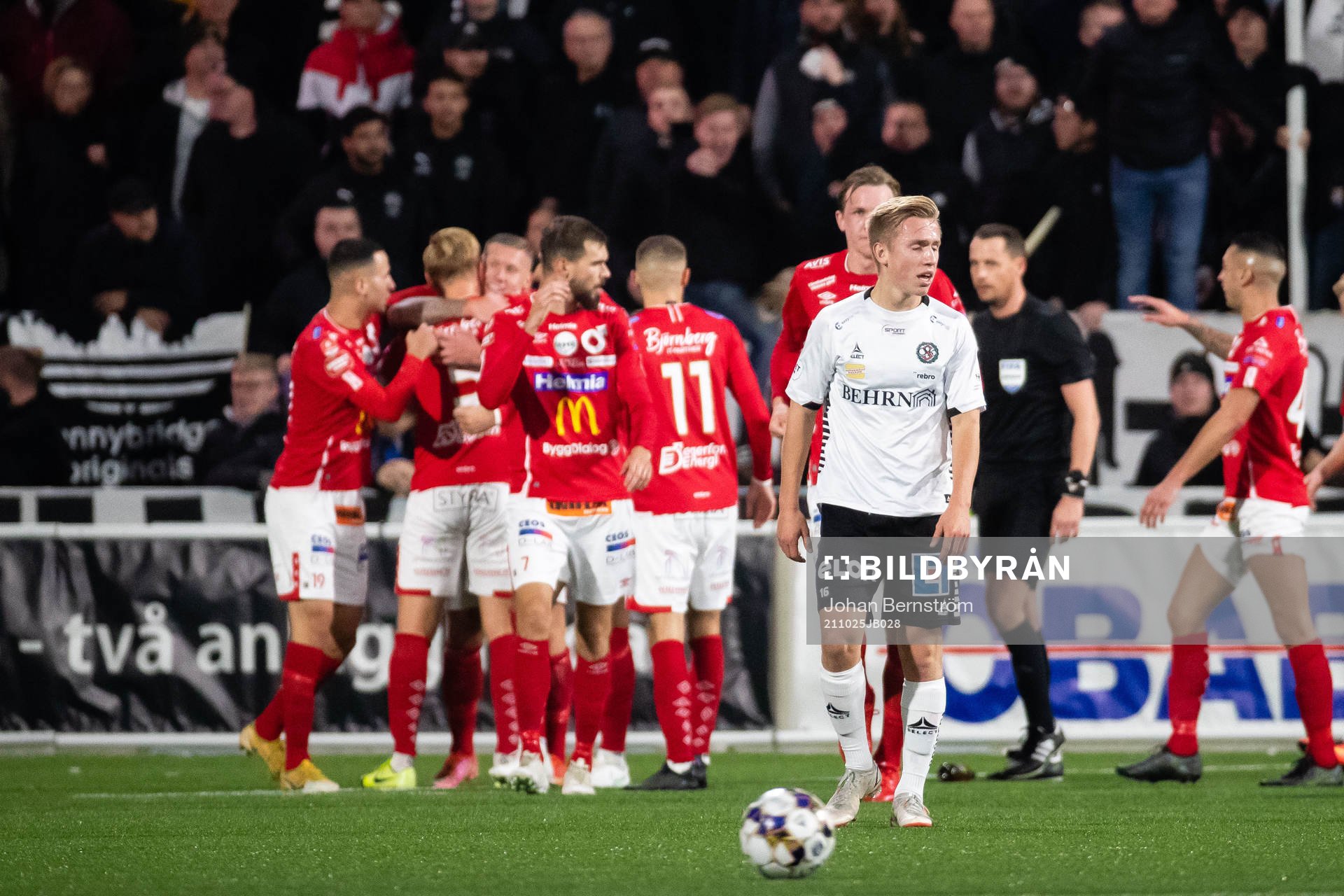 Örebros David Seger deppar