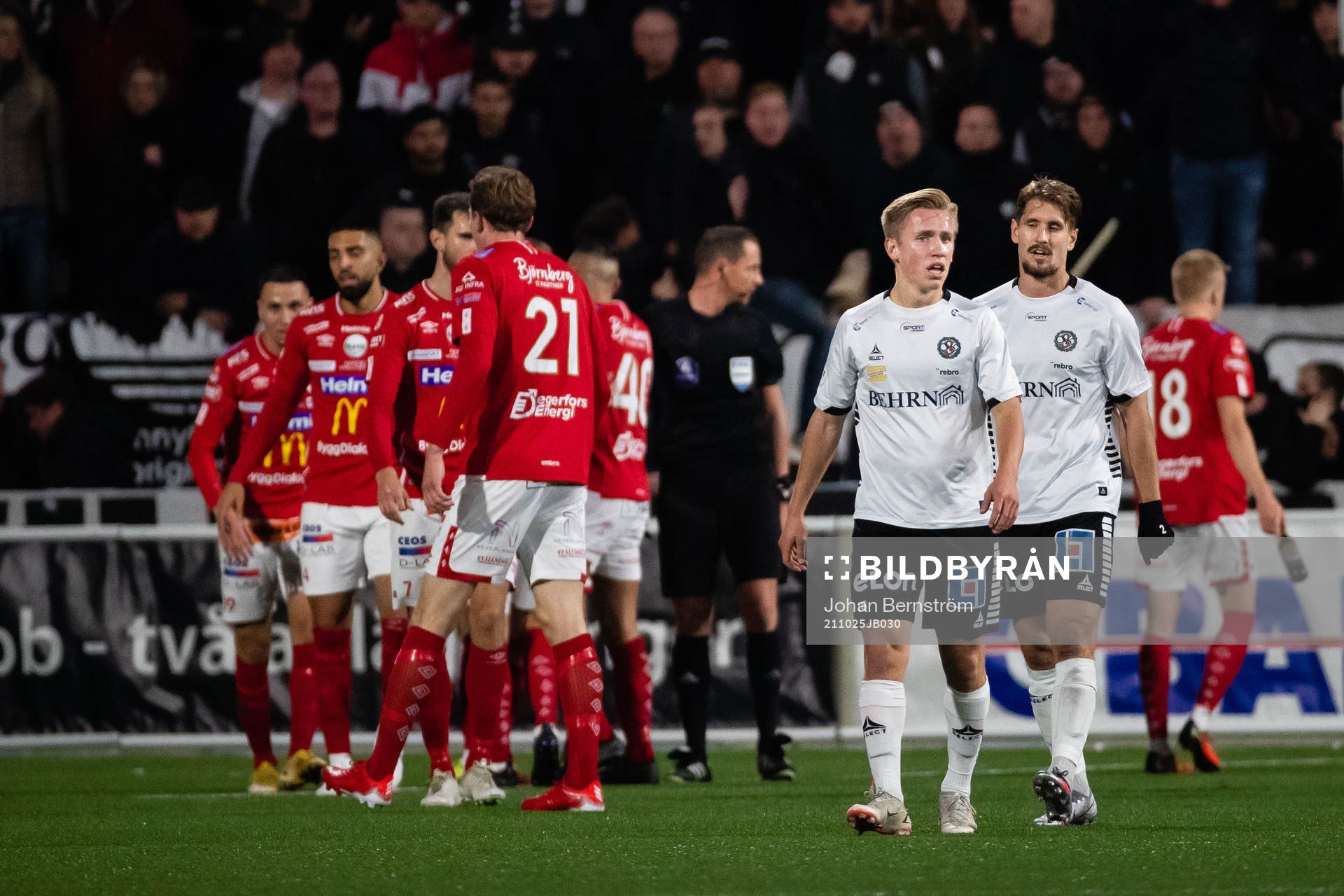 Örebros David Seger deppar