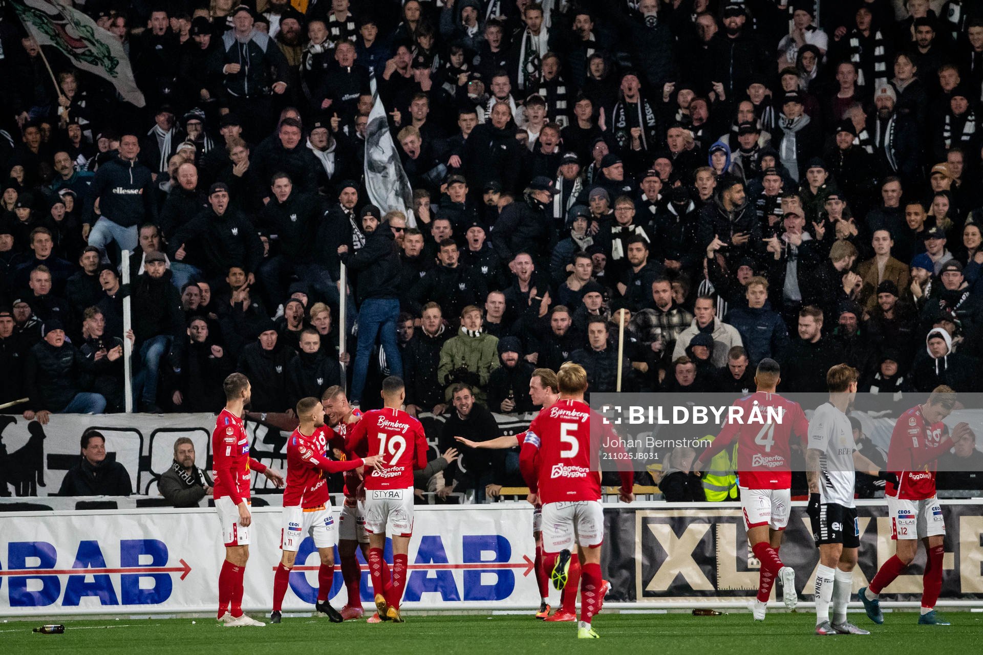 Degerfors Victor Edvardsen jublar