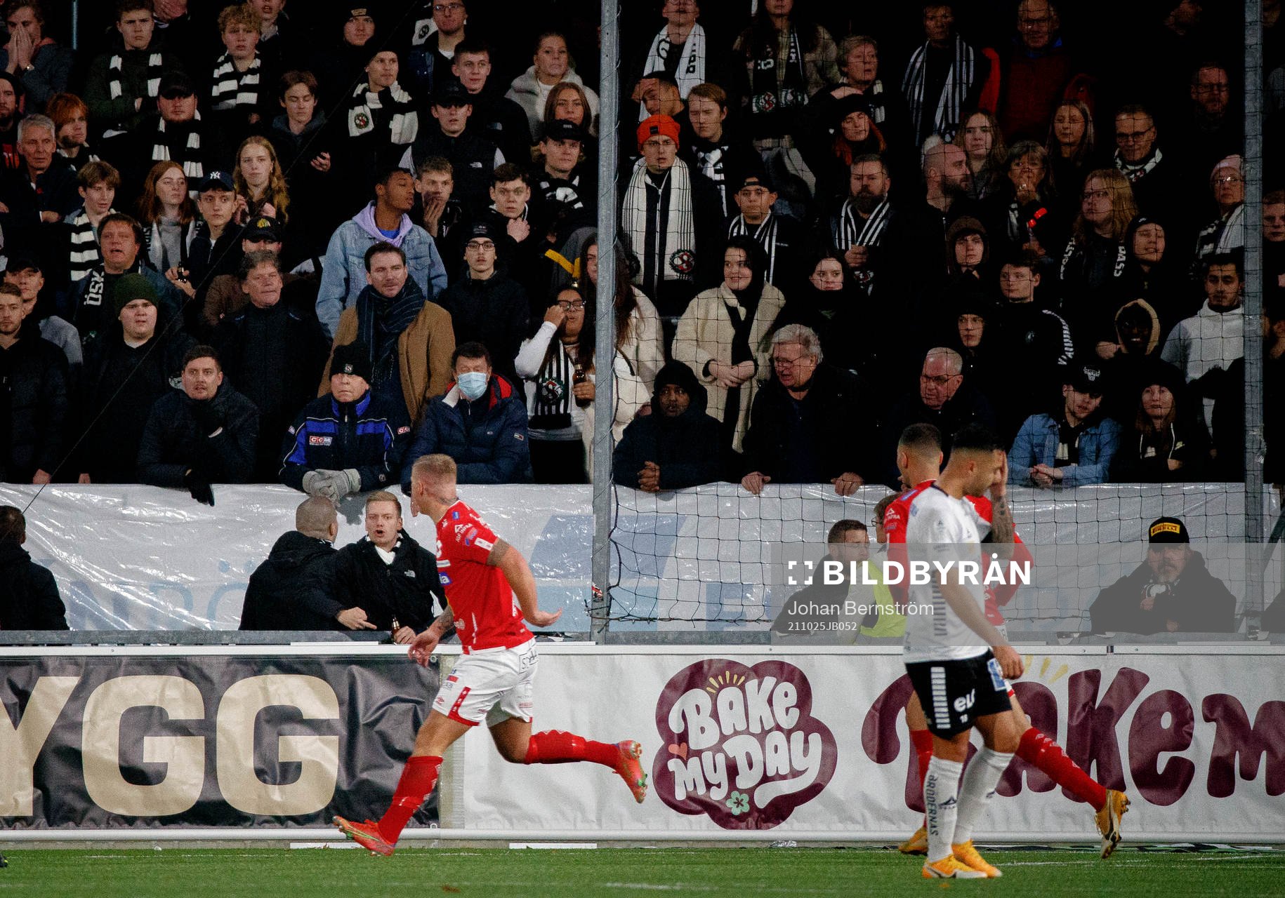 Degerfors Victor Edvardsen gör 0-1 och jublar