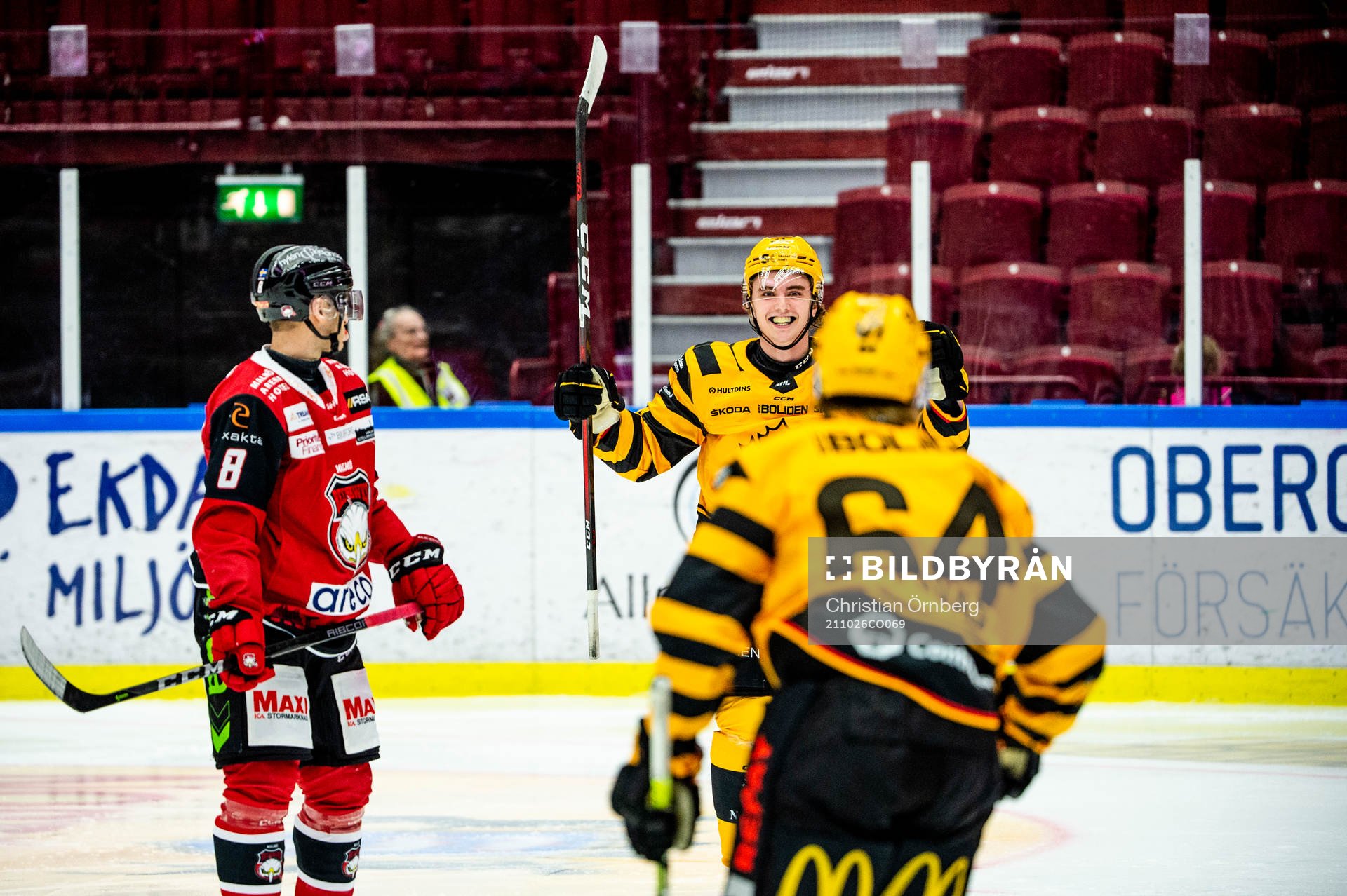 Skellefteås Elias Stenman jublar