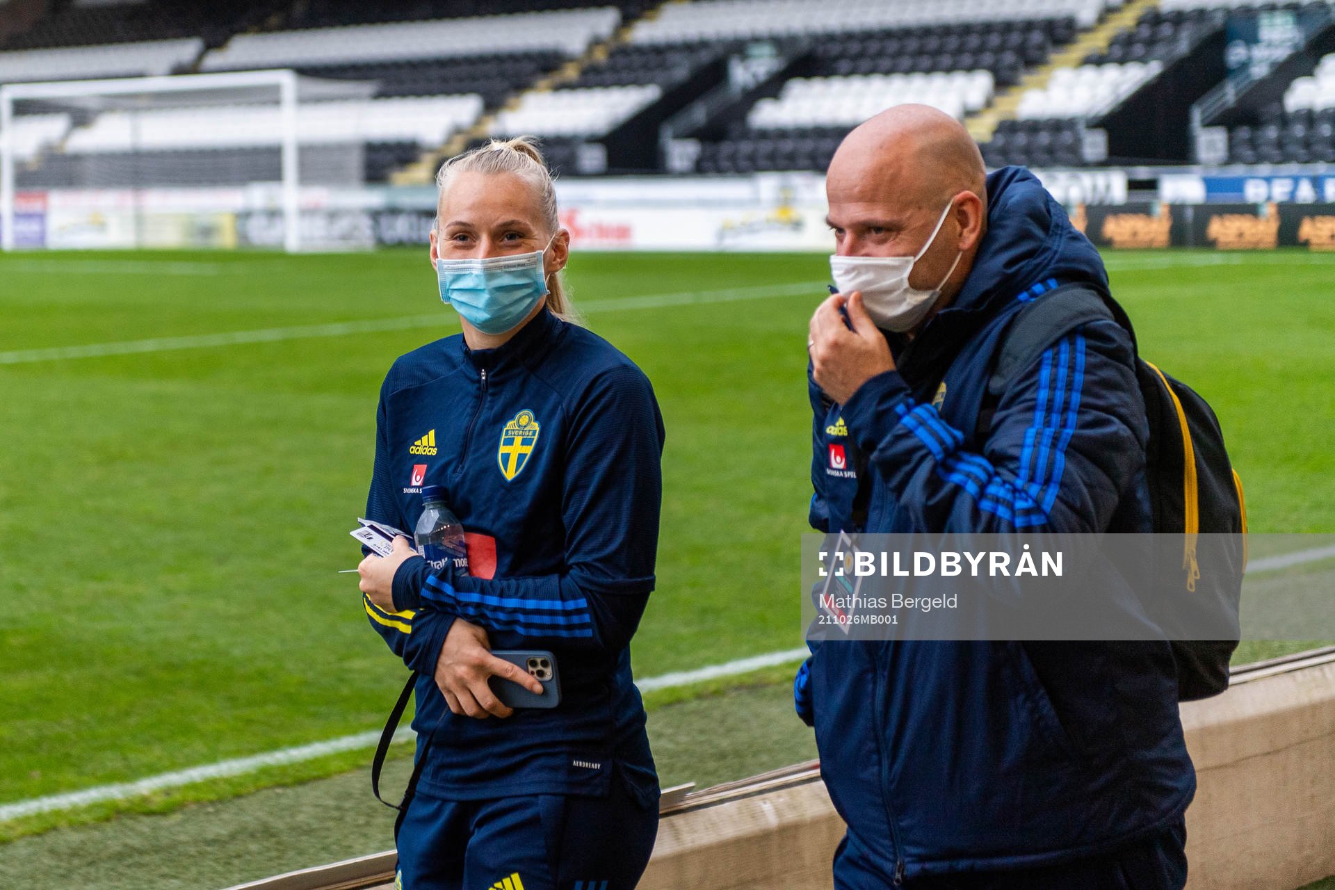Stina Blackstenius and Magnus Wikman, assistant coach arrive