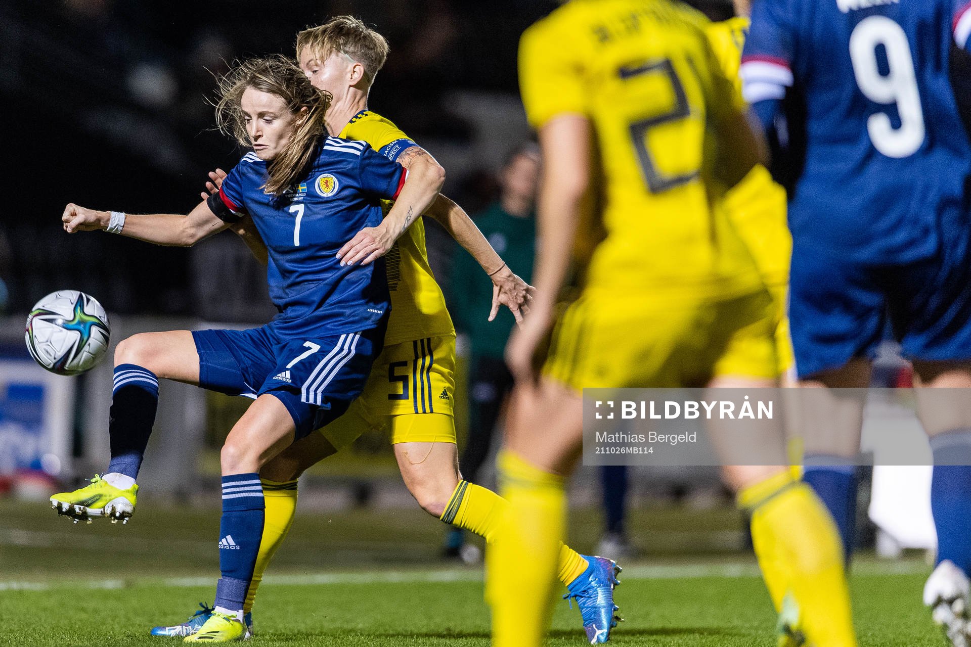 Christy Grimshaw of Scotland and Nilla Fischer of Sweden
