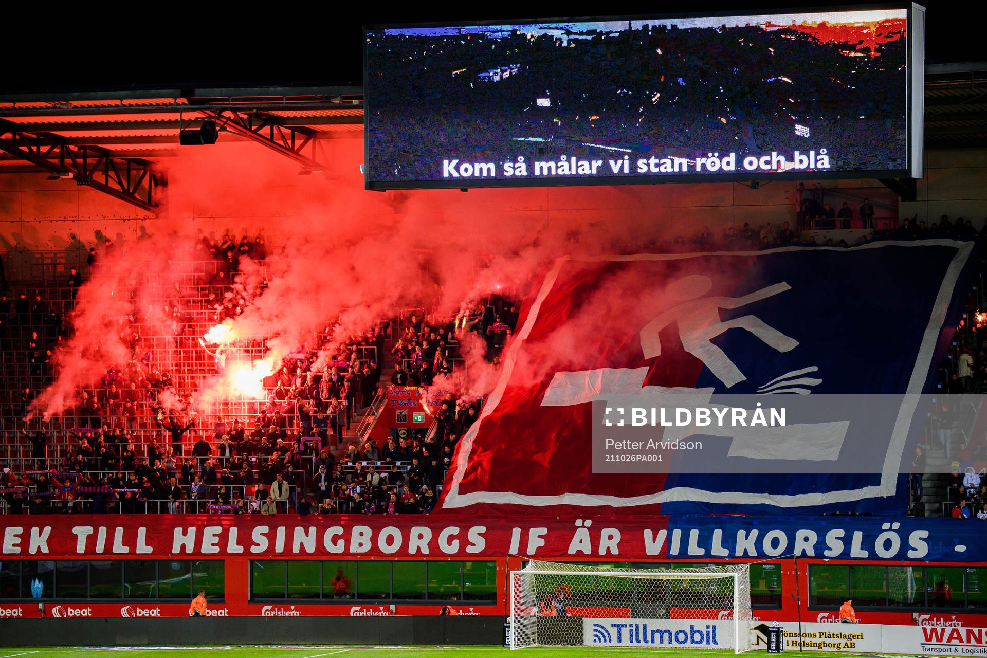 Helsingborgs supportrar med tifon