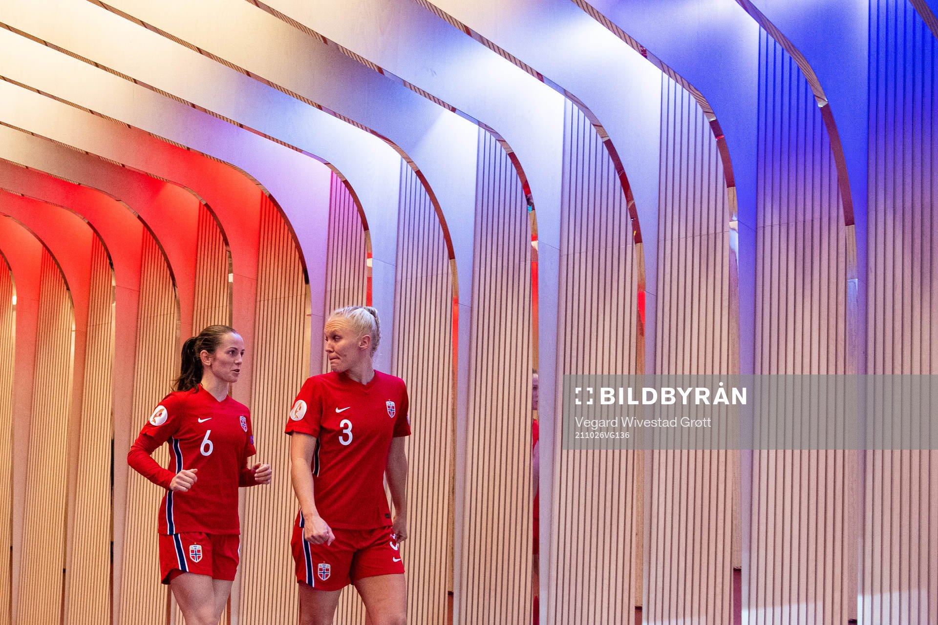 Tuva Hansen and Maria Thorisdottir of Norway at half-time