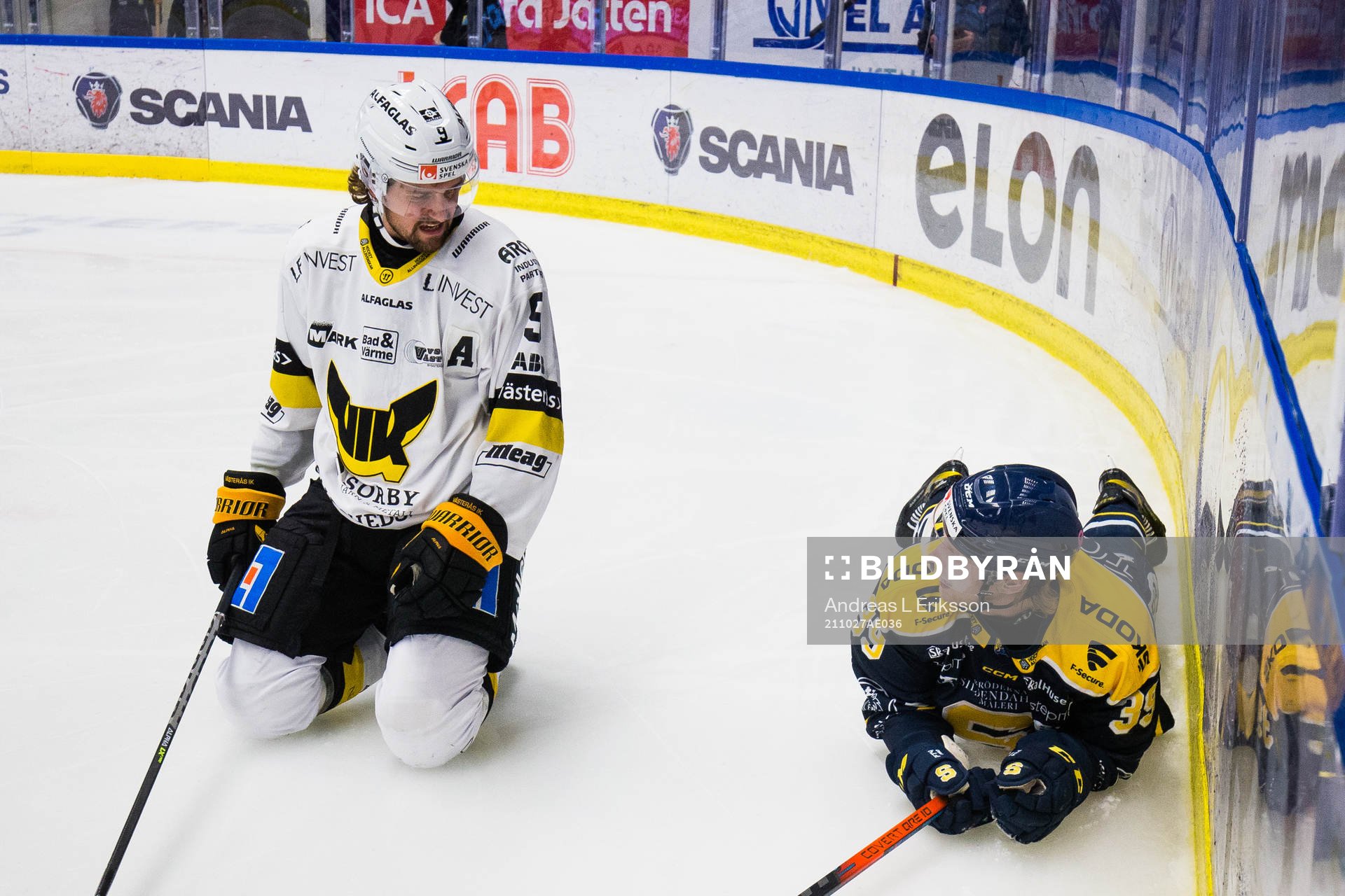 Västerås Mikael Frycklund och Södertäljes Brett Pollock
