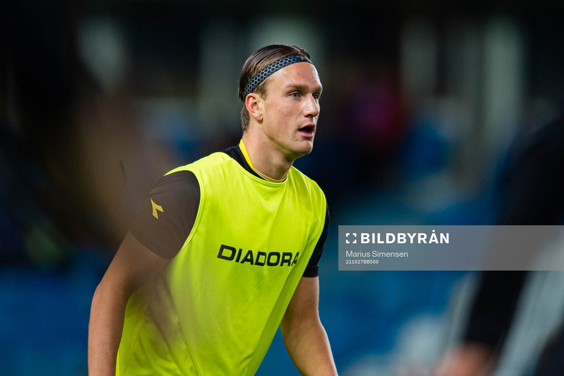 Erik Botheim of Bodø/Glimt warms up