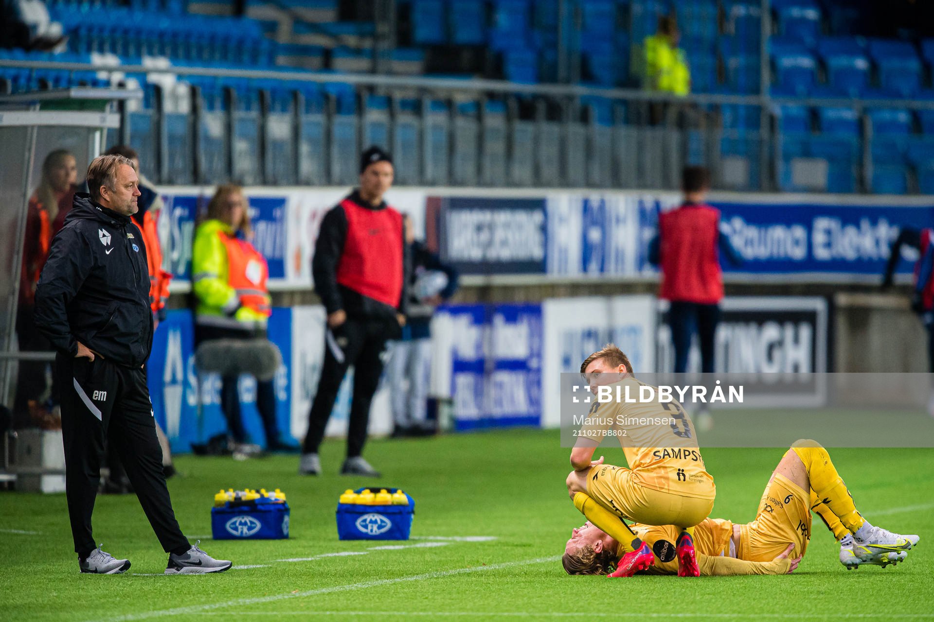 Erling Moe, head coach of Molde,, Alfons Sampsted and Erik