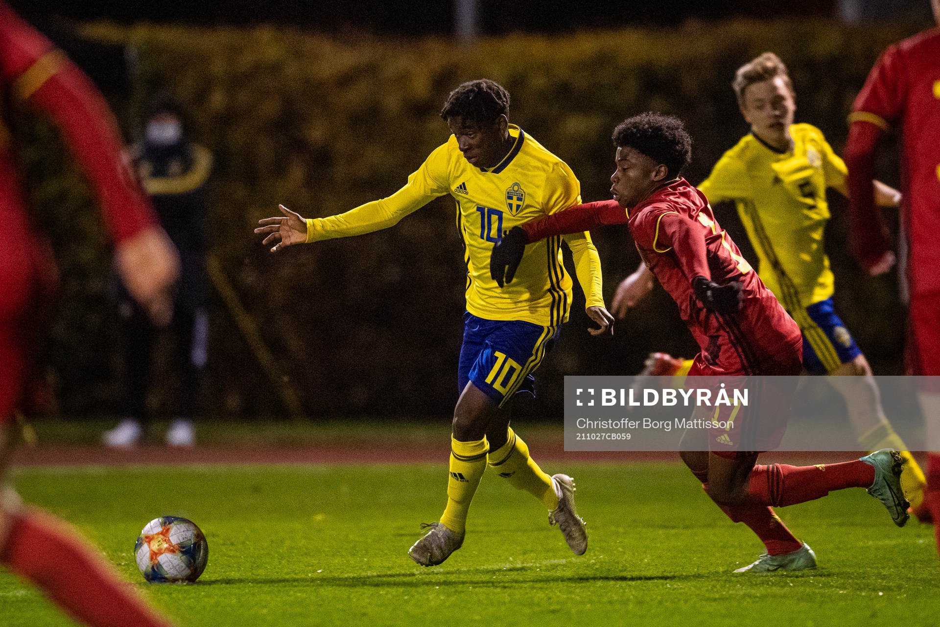 Sveriges Didace Daniele Rutsoka Burubwa mot Belgiens