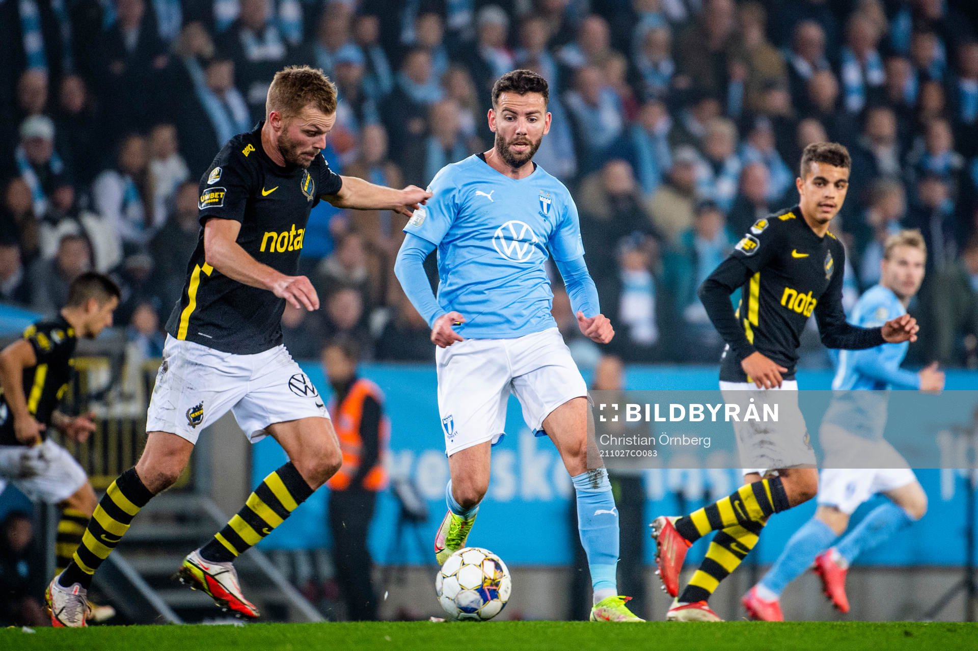 s Sebastian Larsson