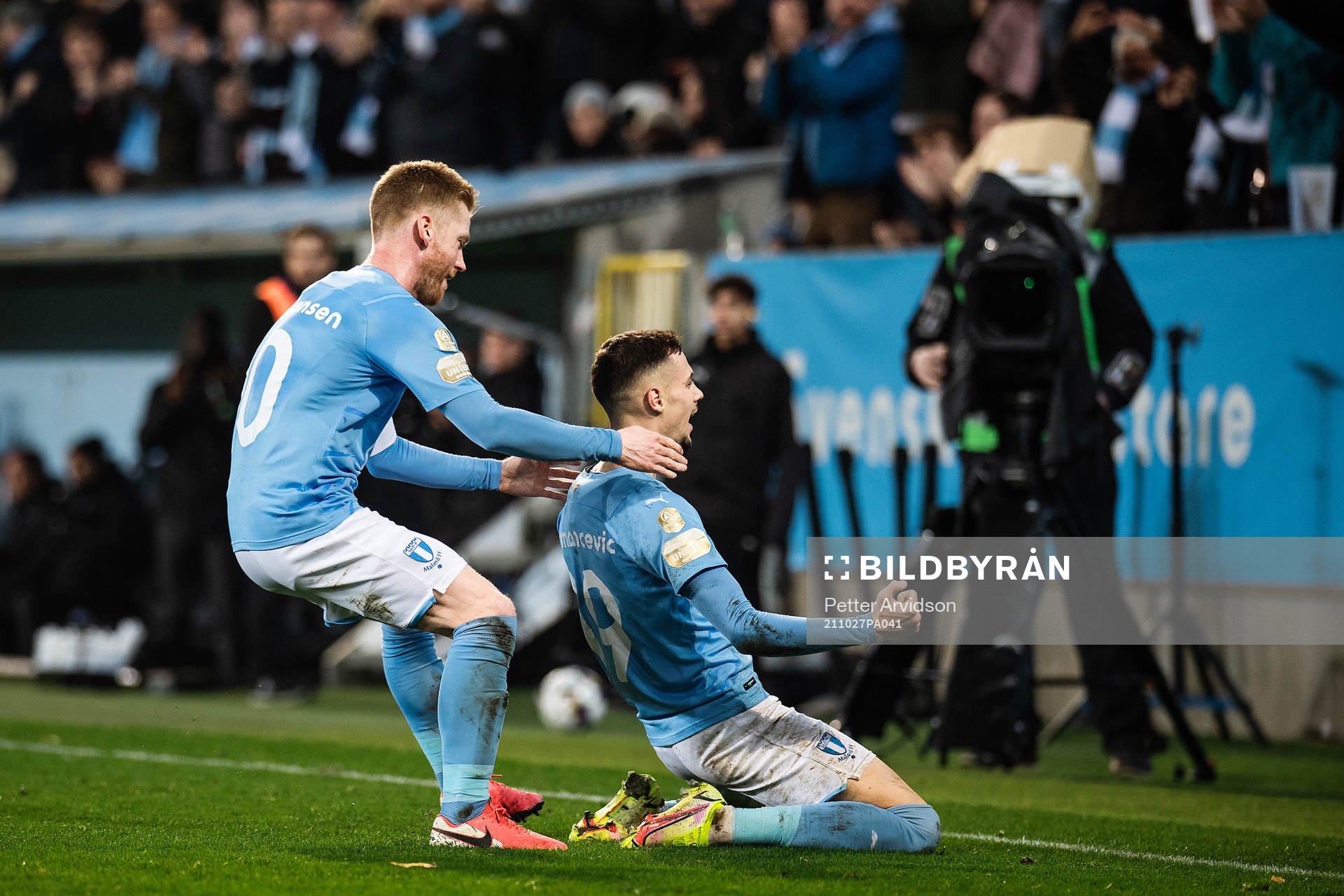 Malmö FFs Anders Christiansen och Veljko Birmancevic jublar