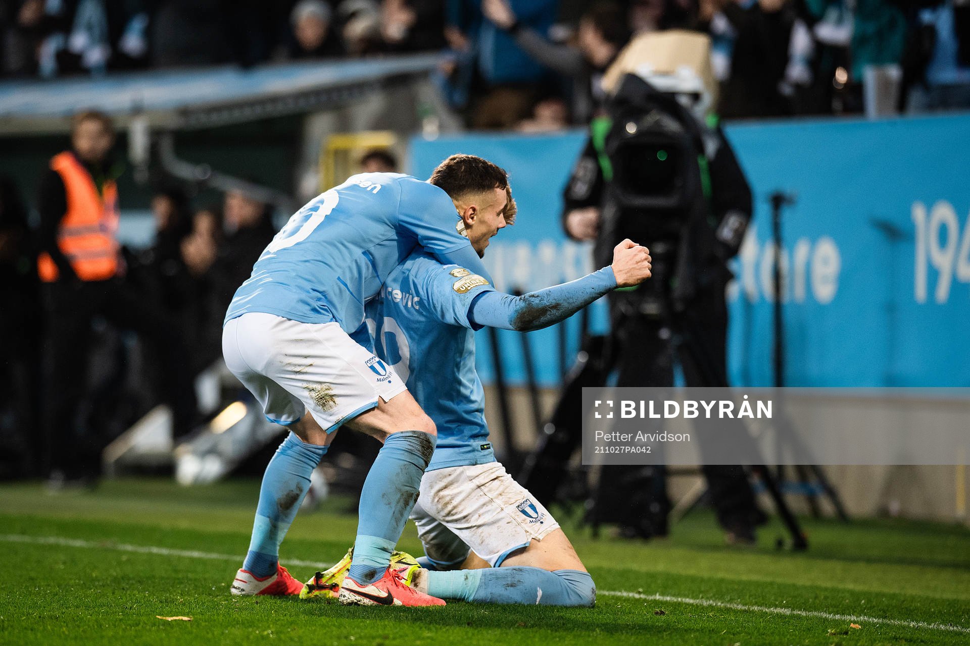 Malmö FFs Anders Christiansen och Veljko Birmancevic jublar