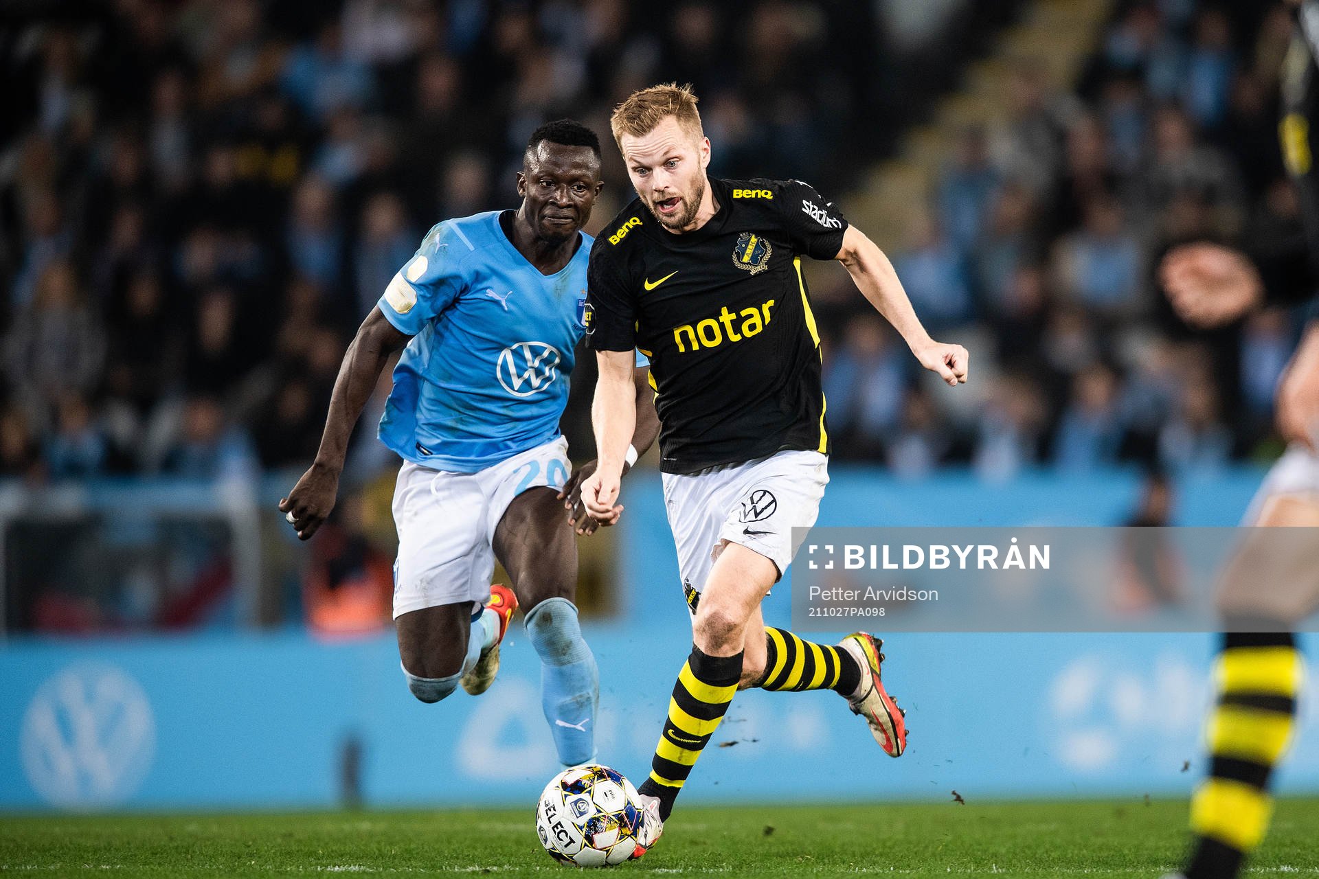 s Sebastian Larsson