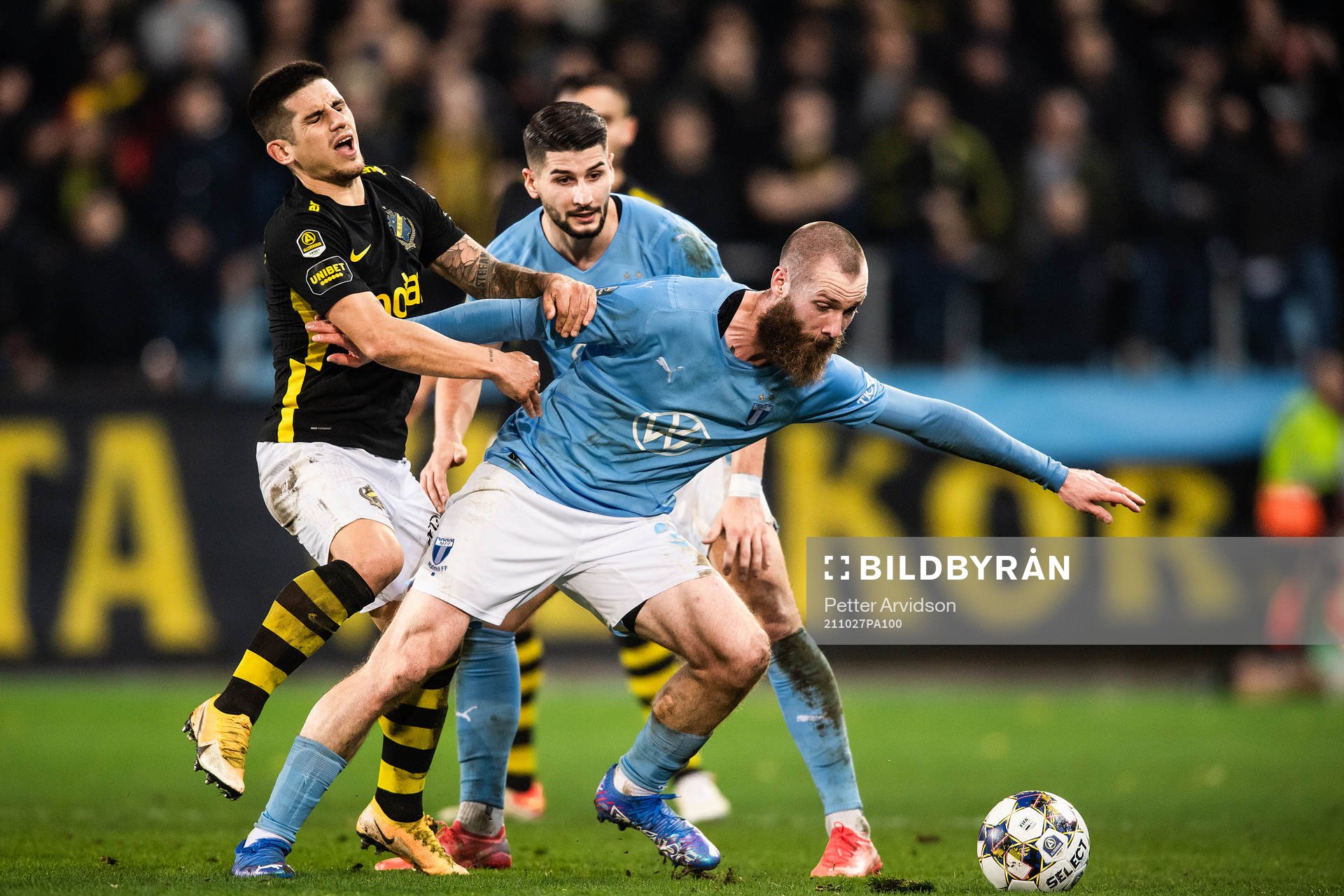 s Nicolas Stefanelli och Malmö FFs Jo Inge Berget